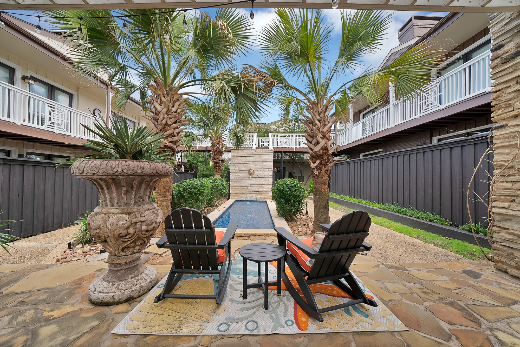 5904 Sandhurst Lane Dallas TX 75206