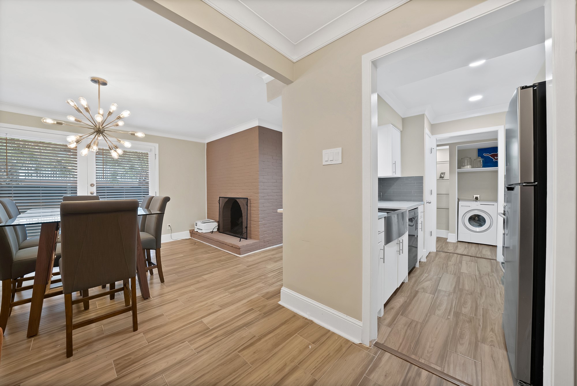 5904 Sandhurst Lane Dallas TX 75206
