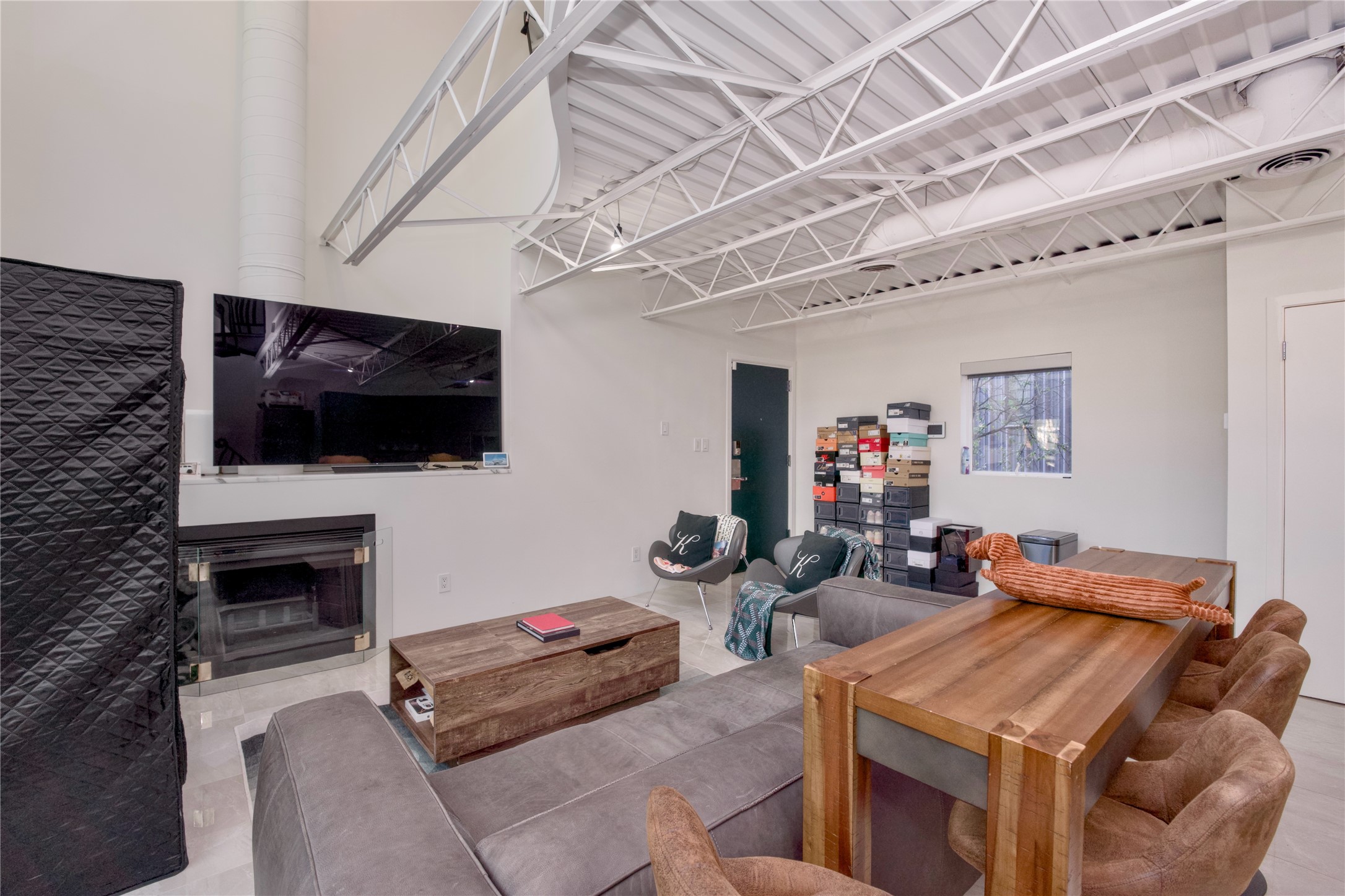 4239 Holland Avenue Dallas TX 75219