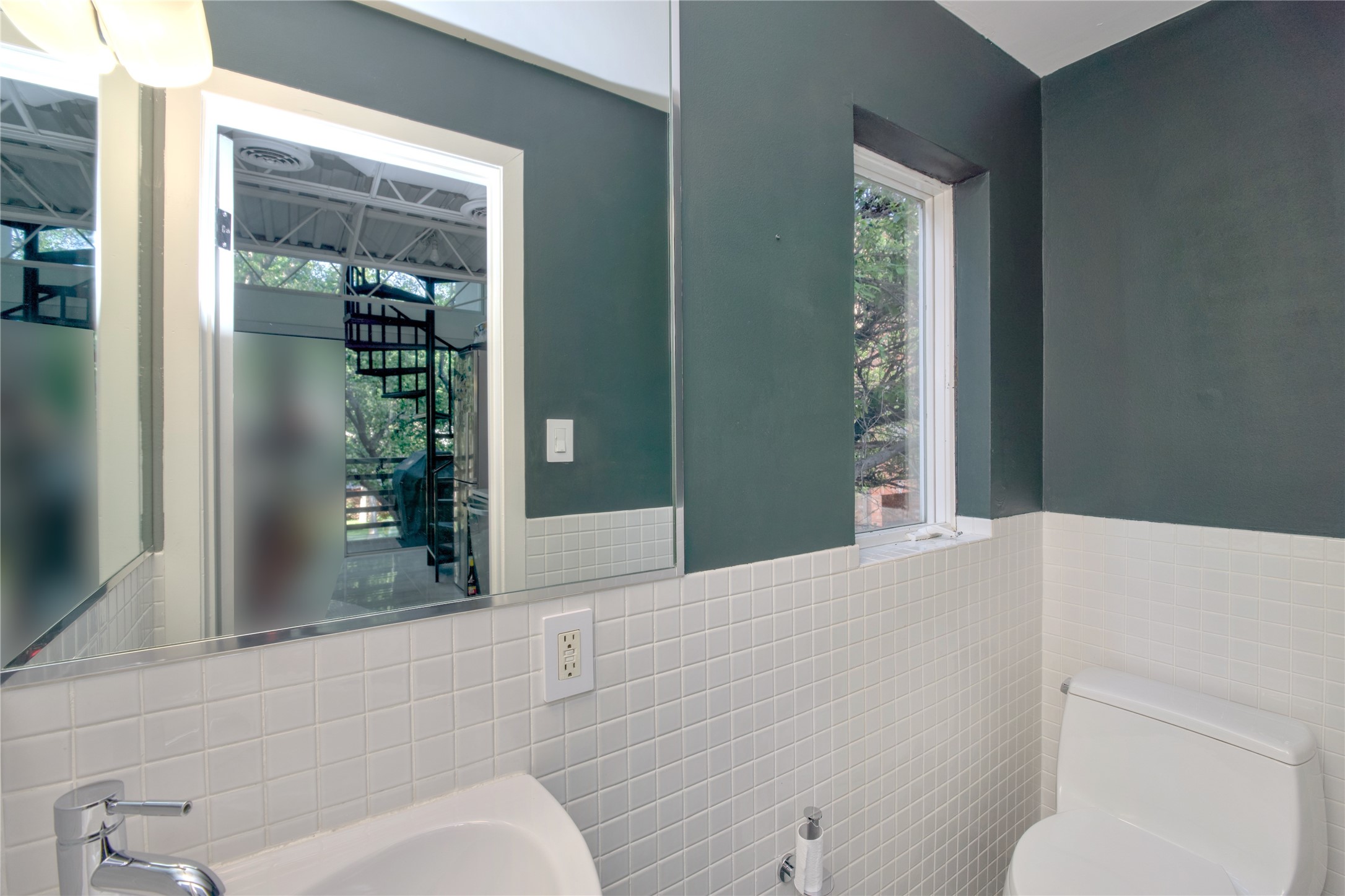 4239 Holland Avenue Dallas TX 75219