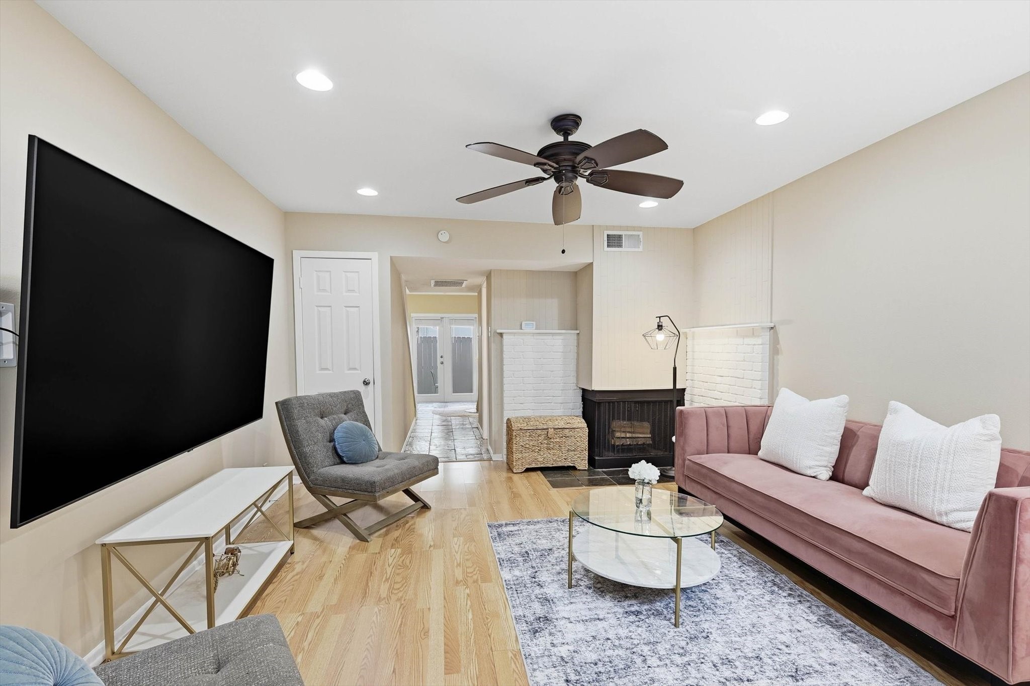 4224 Rawlins Street Dallas TX 75219