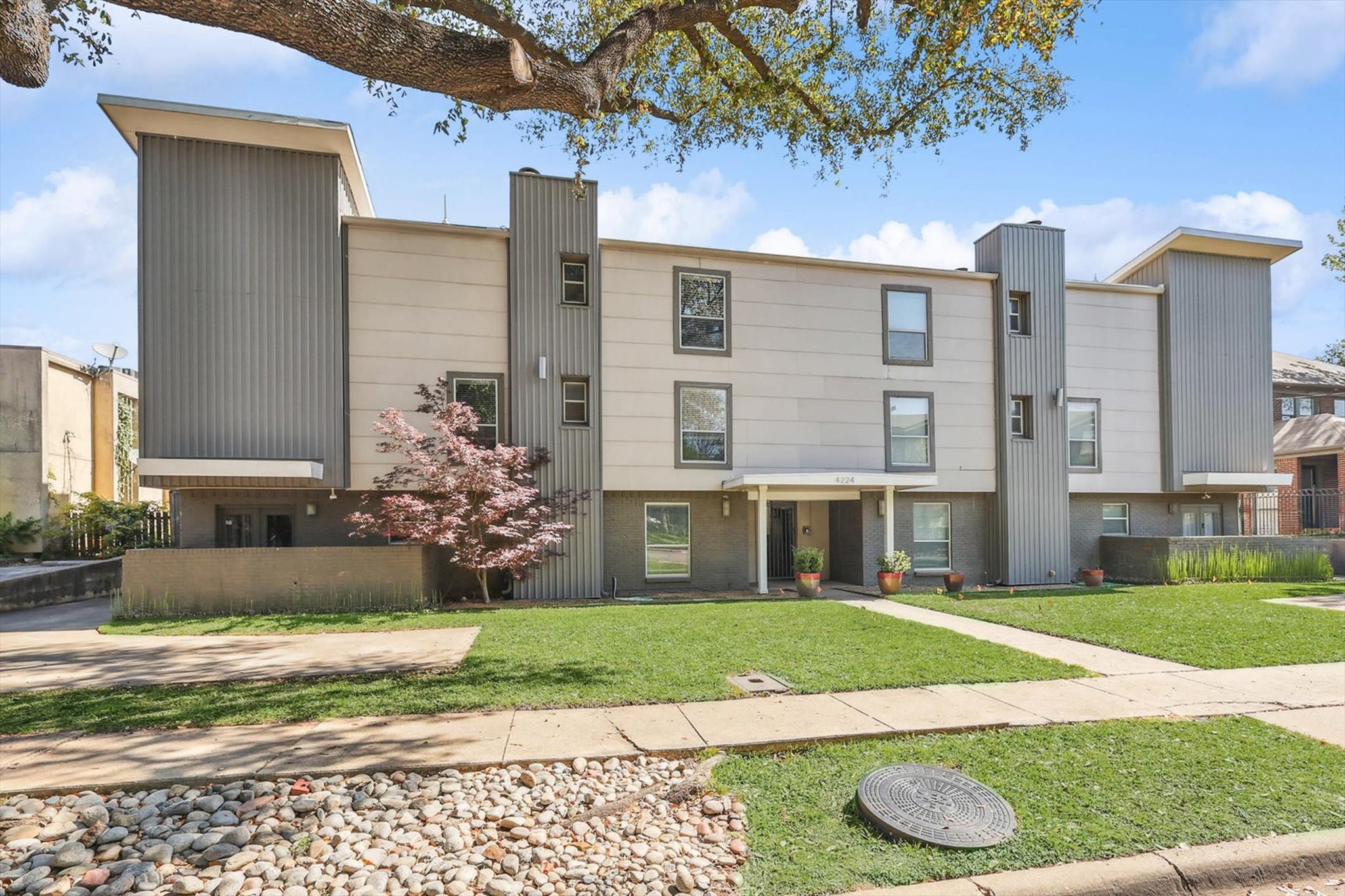 4224 Rawlins Street Dallas TX 75219