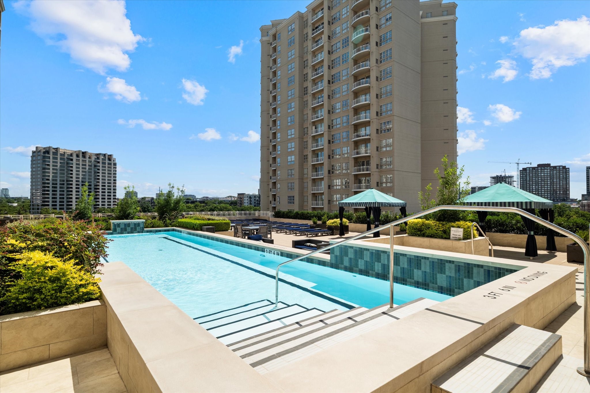 3225 Turtle Creek Boulevard Dallas TX 75219