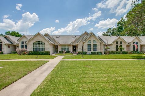 1017 W 4th Avenue Corsicana TX 75110
