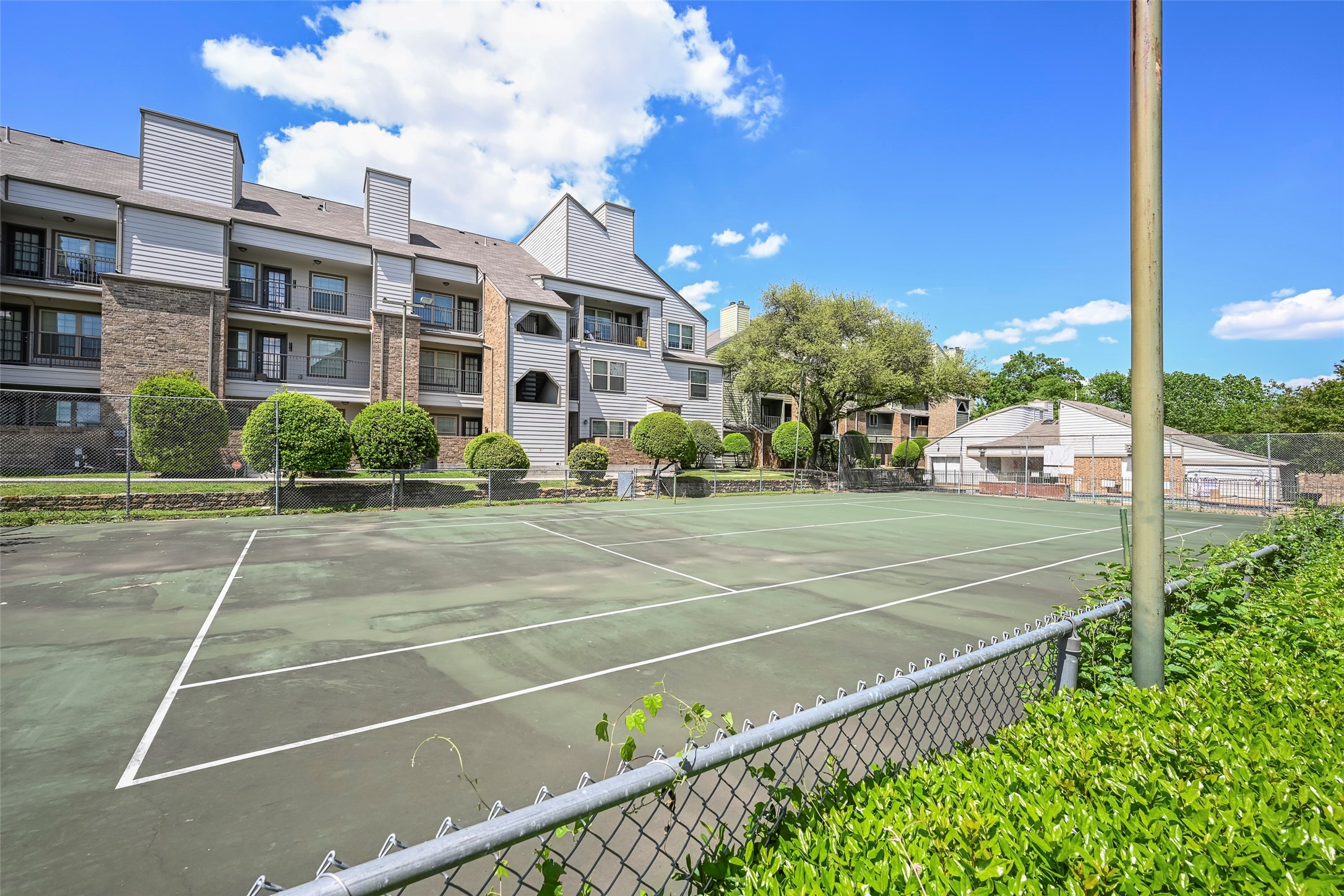 6108 Abrams Road Dallas TX 75231