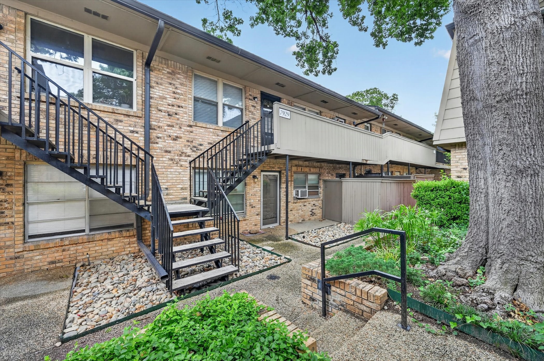 7929 Royal Lane Dallas TX 75230
