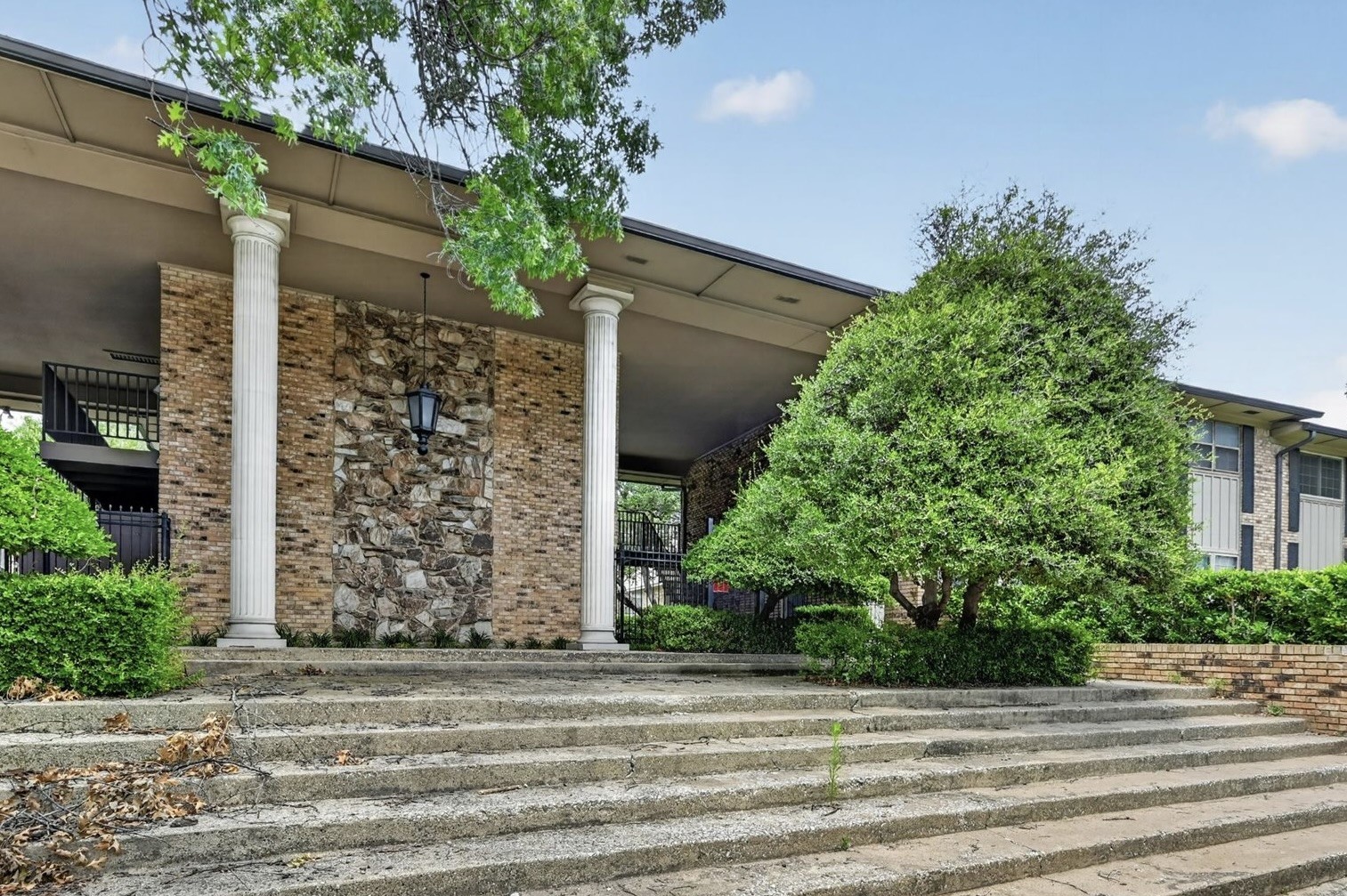 7929 Royal Lane Dallas TX 75230