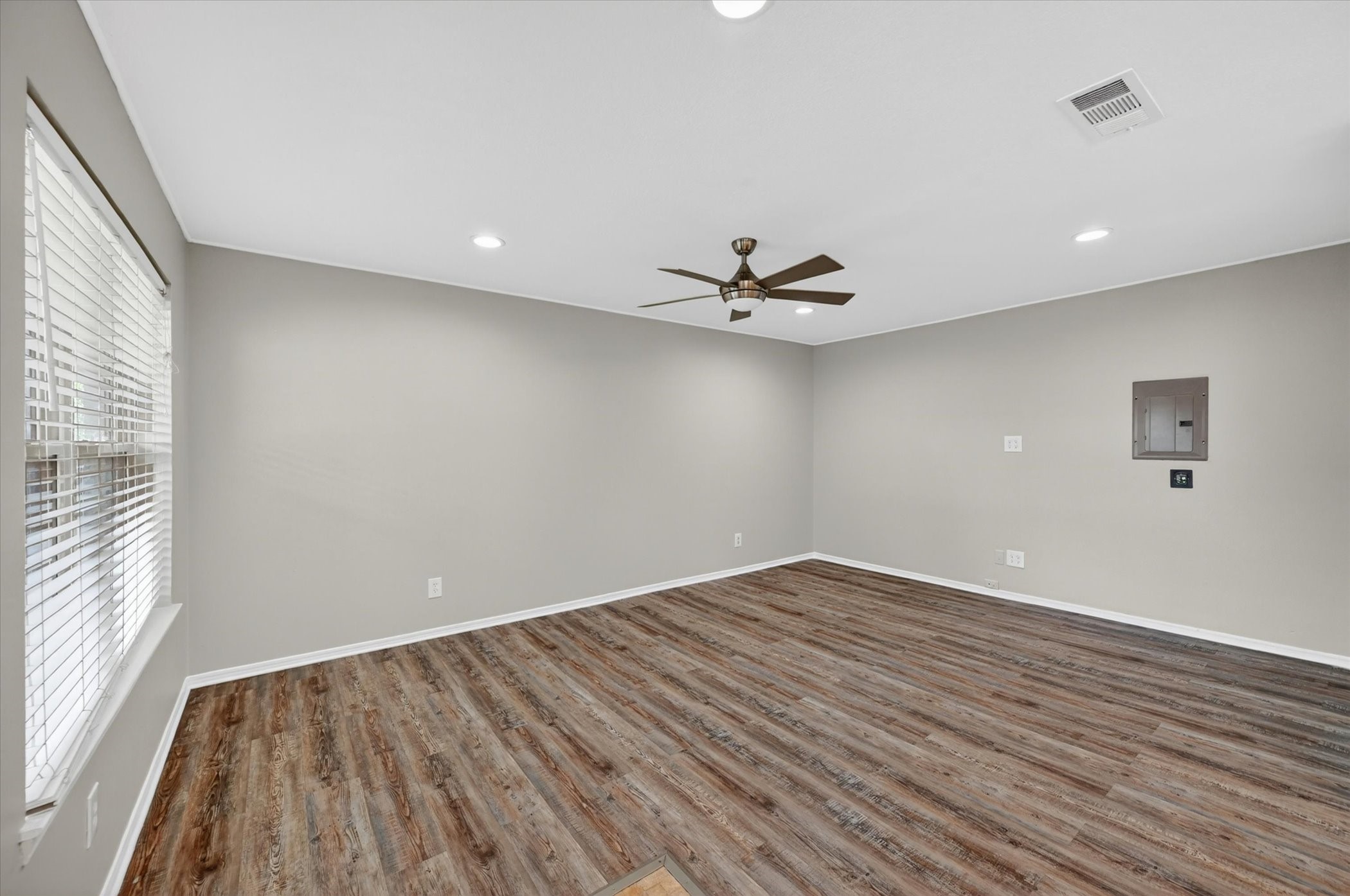 7929 Royal Lane Dallas TX 75230