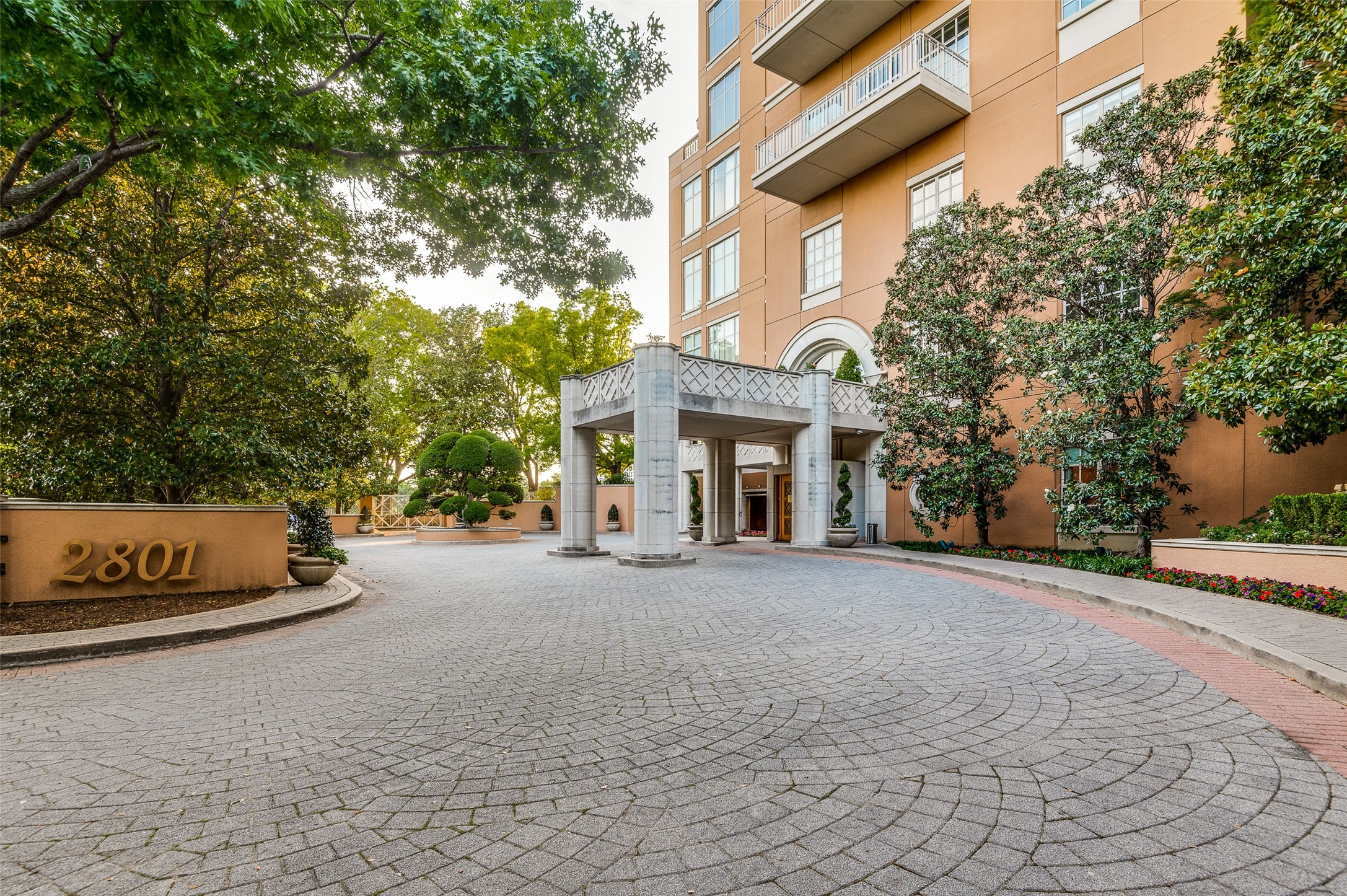 2801 Turtle Creek Boulevard Dallas TX 75219