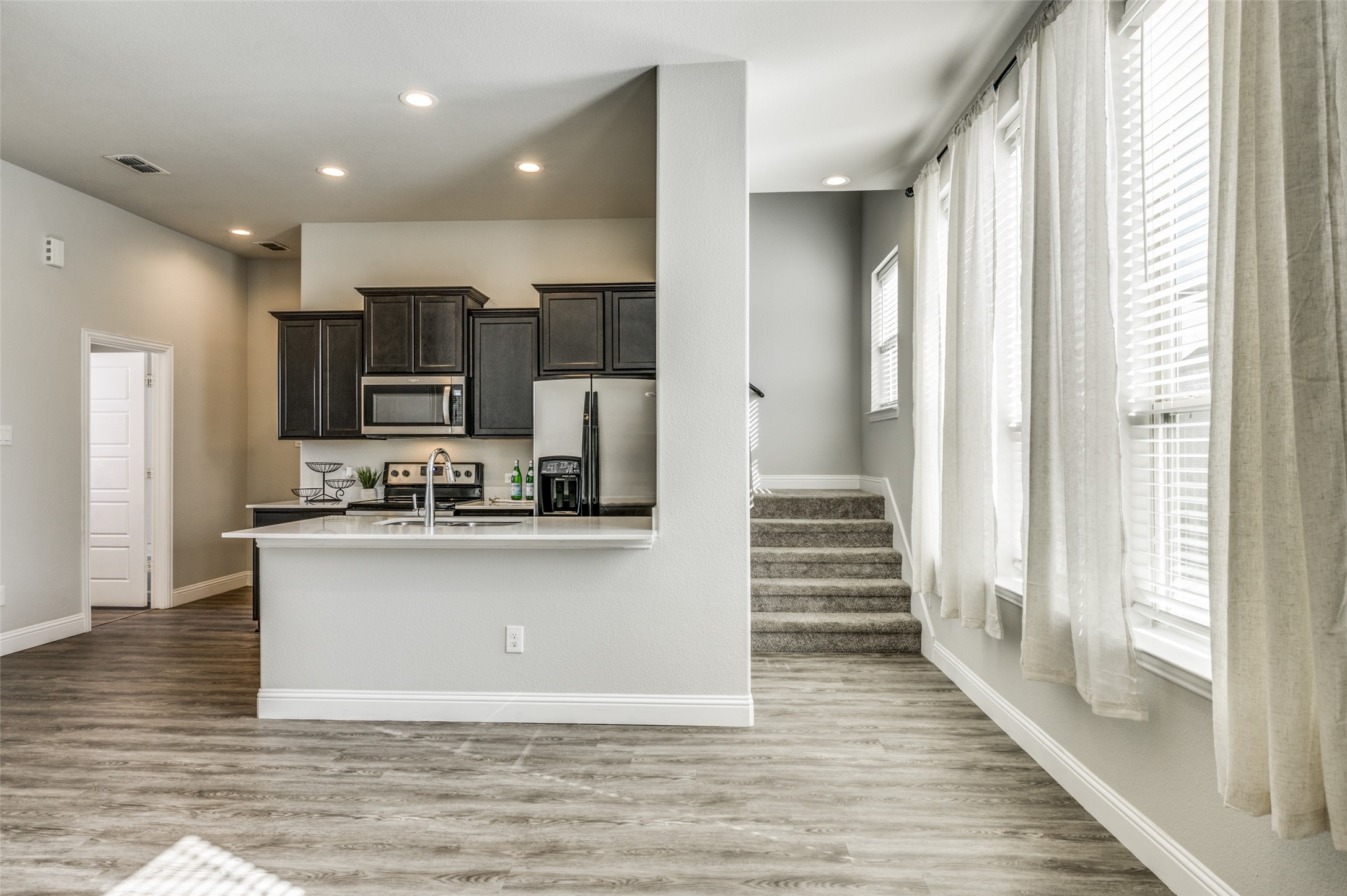 1910 Bel Air Drive Arlington TX 76010