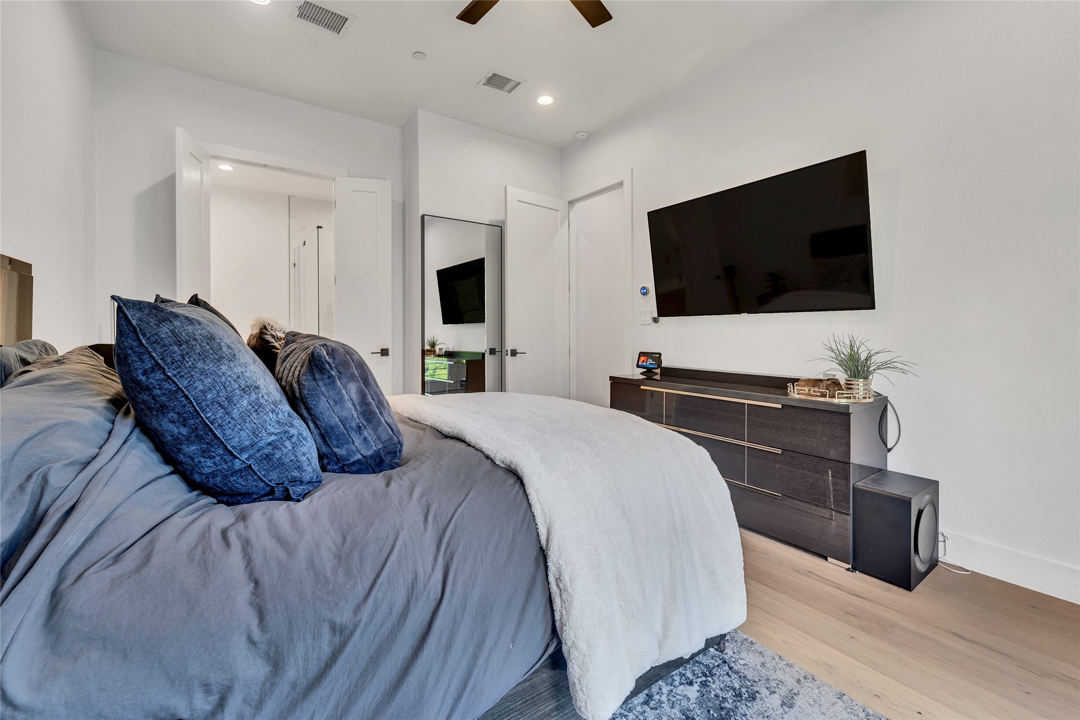 4208 Live Oak Street Dallas TX 75204