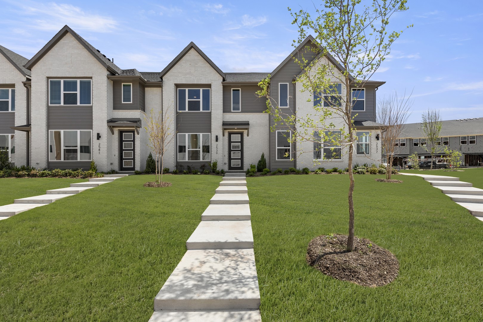 2539 Huxley Mews Allen TX 75013