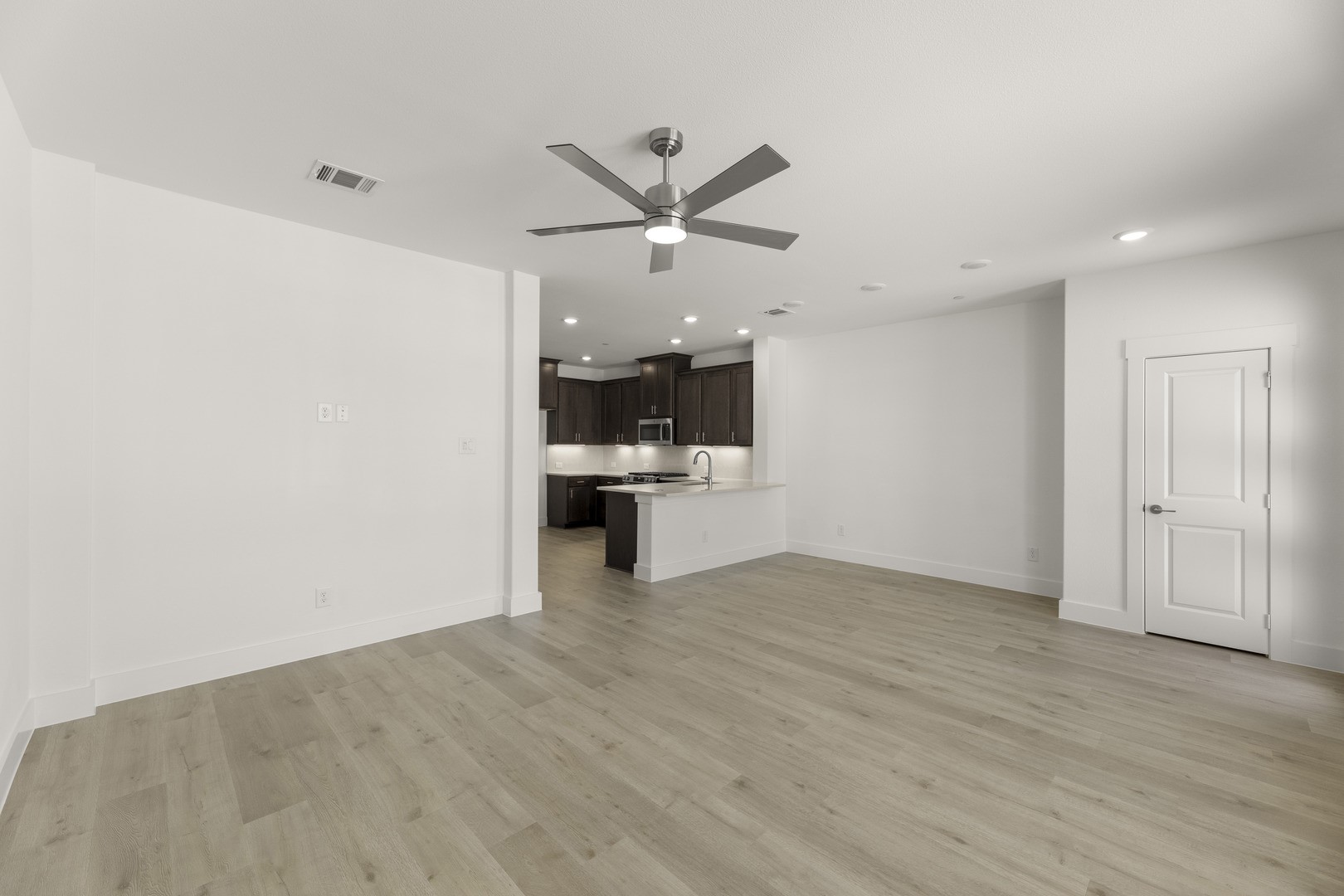 2539 Huxley Mews Allen TX 75013