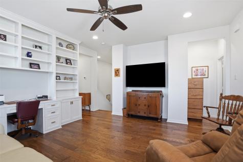 109 Crossroads Circle Westworth Village TX 76114