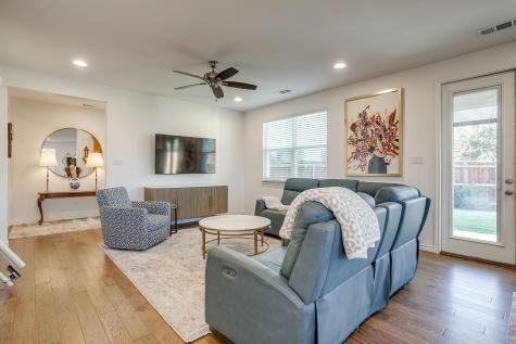 109 Crossroads Circle Westworth Village TX 76114
