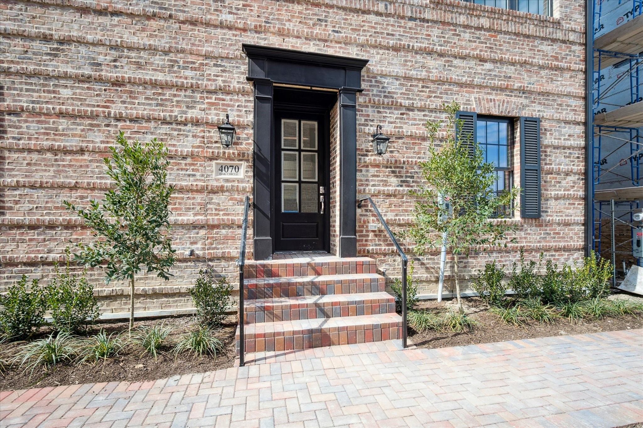 4070 Oak Circle Addison TX 75001