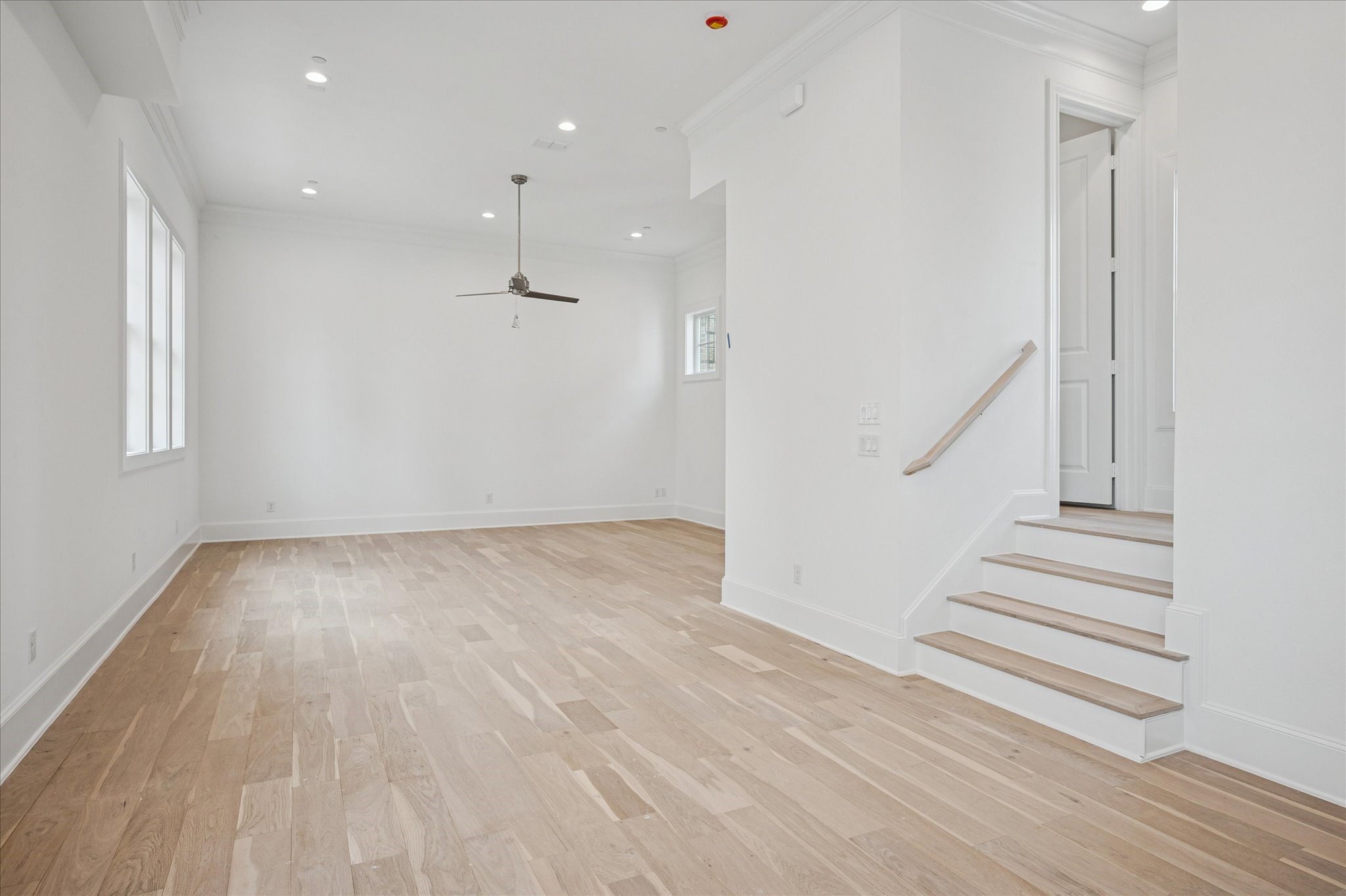 4070 Oak Circle Addison TX 75001