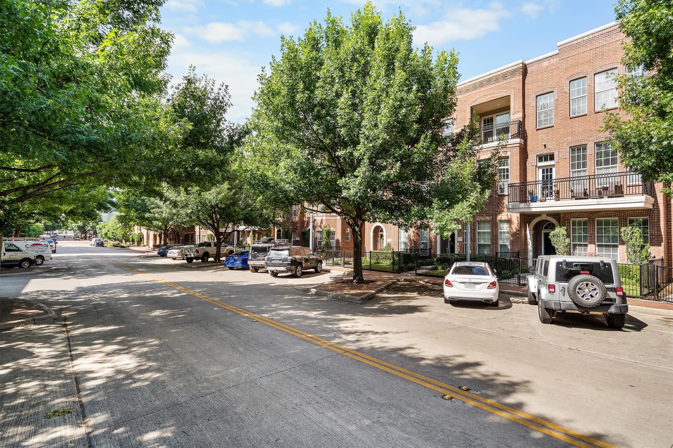 15743 Spectrum Drive Addison TX 75001