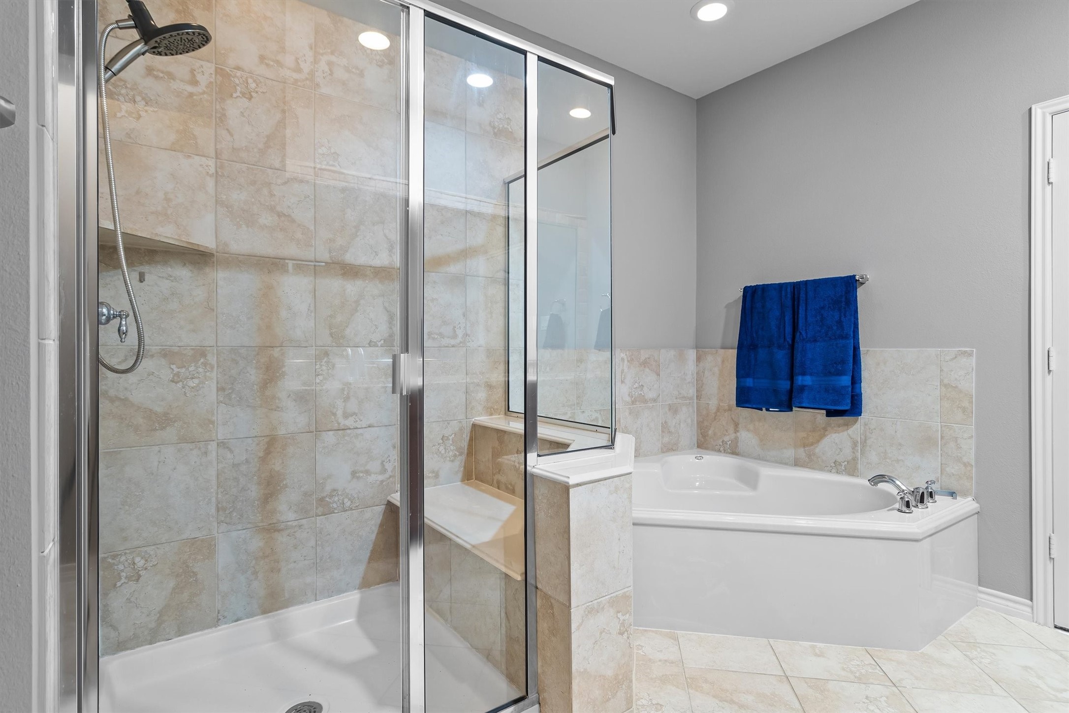 15743 Spectrum Drive Addison TX 75001