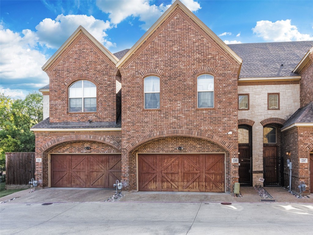 2205 Eriksson Lane Dallas TX 75204