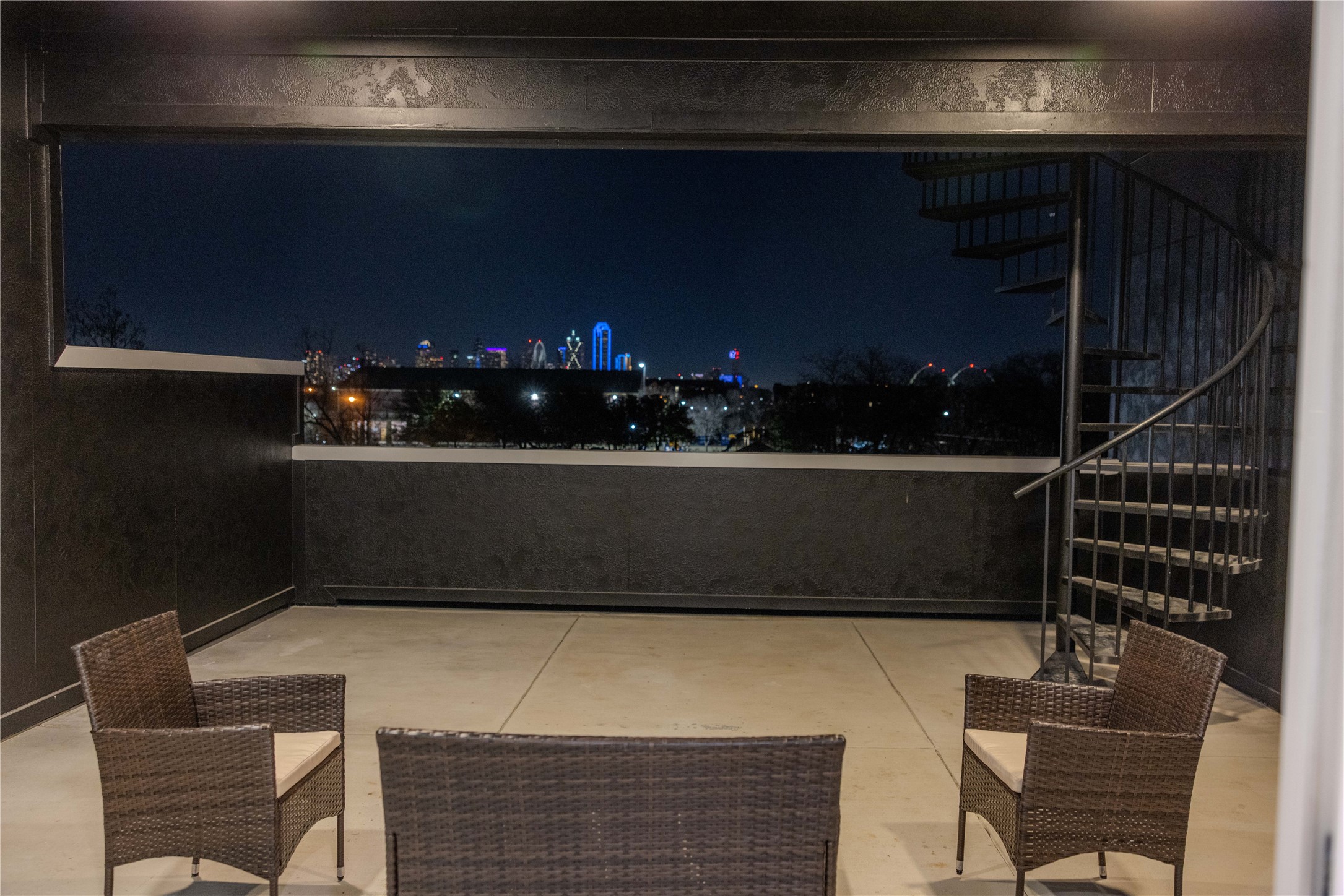 2804 Guymon Street Dallas TX 75212