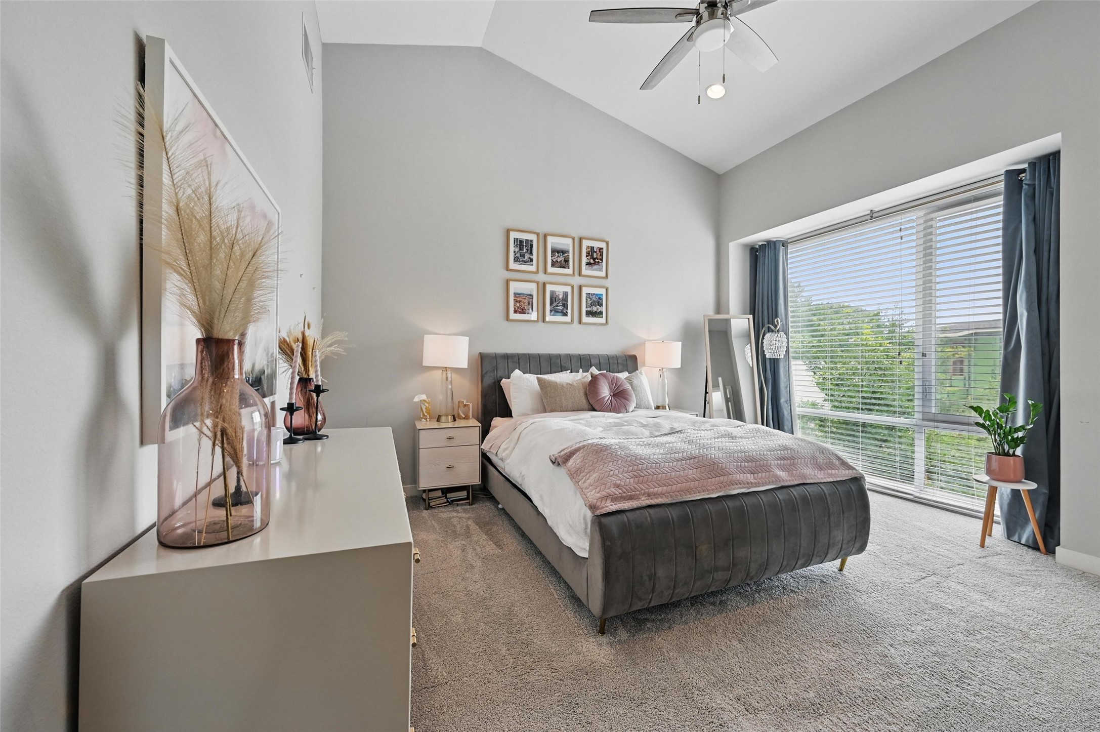 2280 N Fitzhugh Avenue Dallas TX 75204