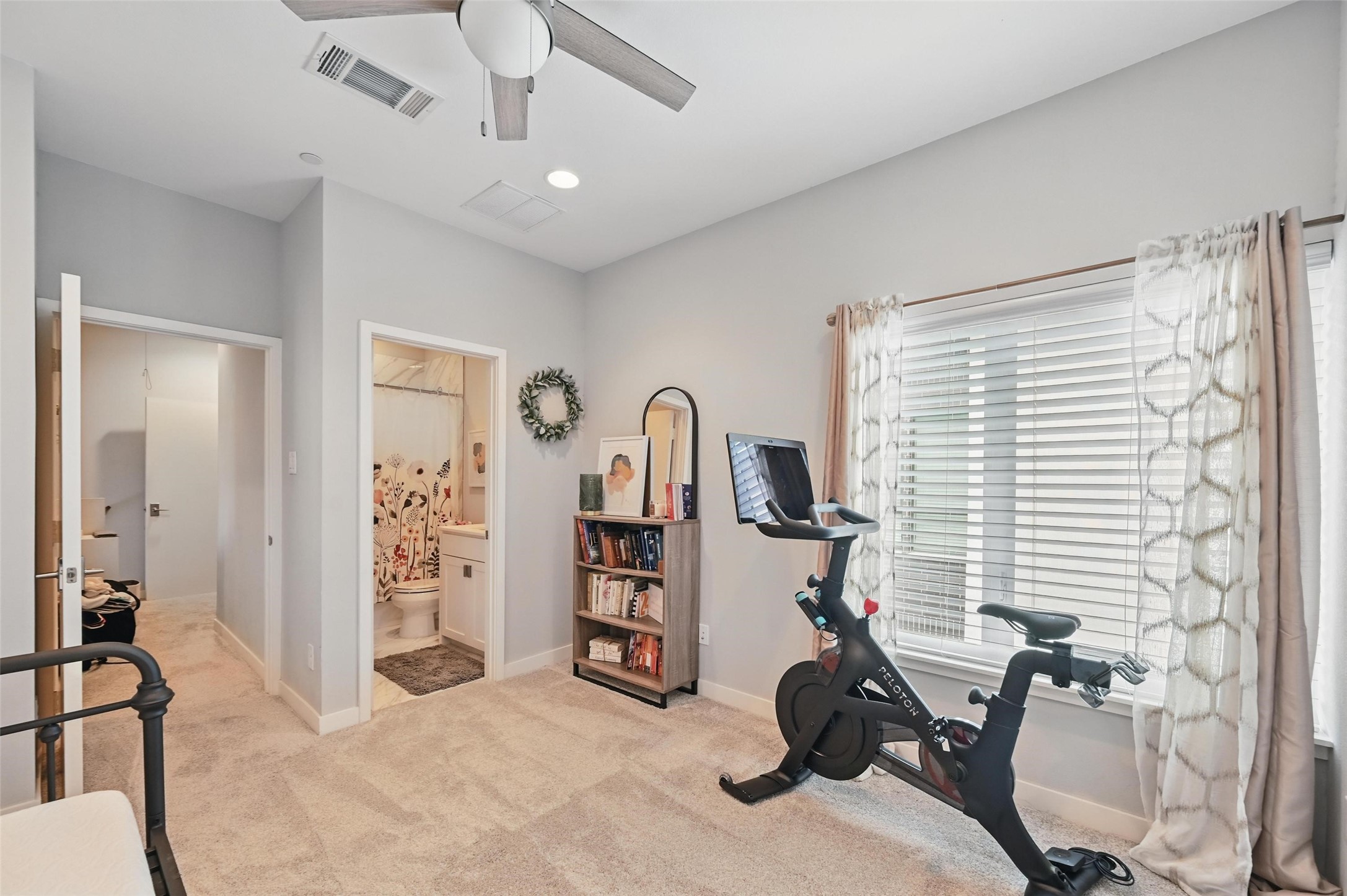 2280 N Fitzhugh Avenue Dallas TX 75204