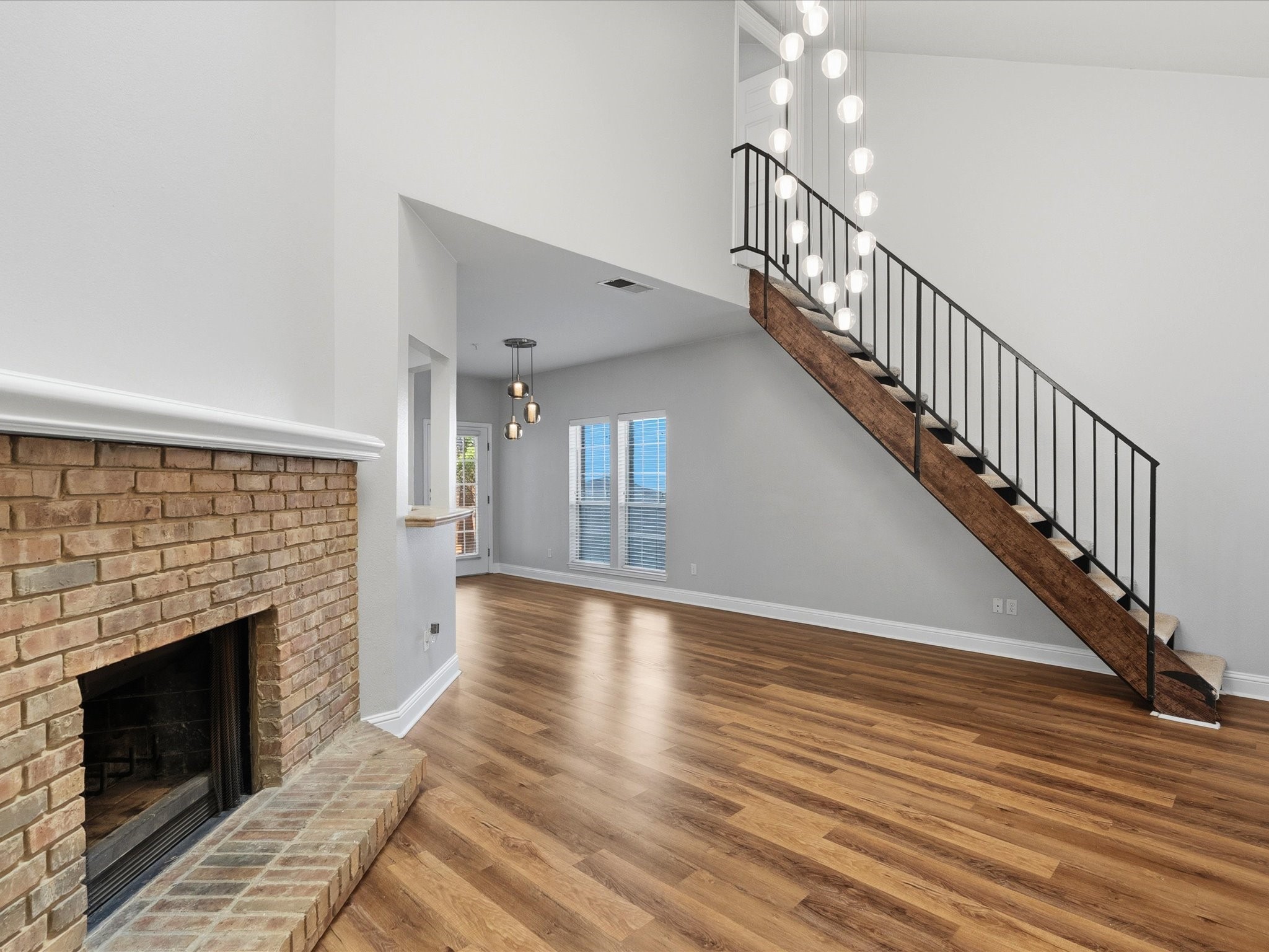 5565 Preston Oaks Road Dallas TX 75254
