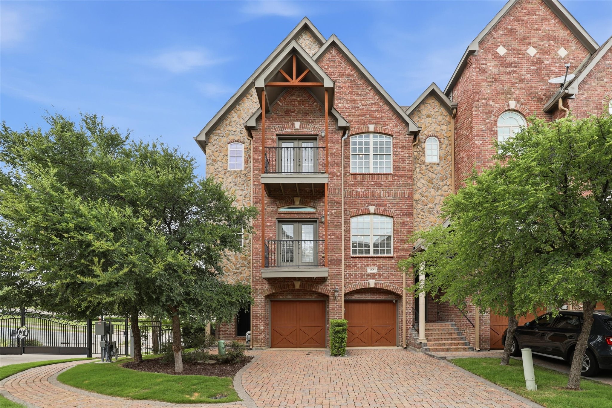 655 Rockingham Drive Irving TX 75063