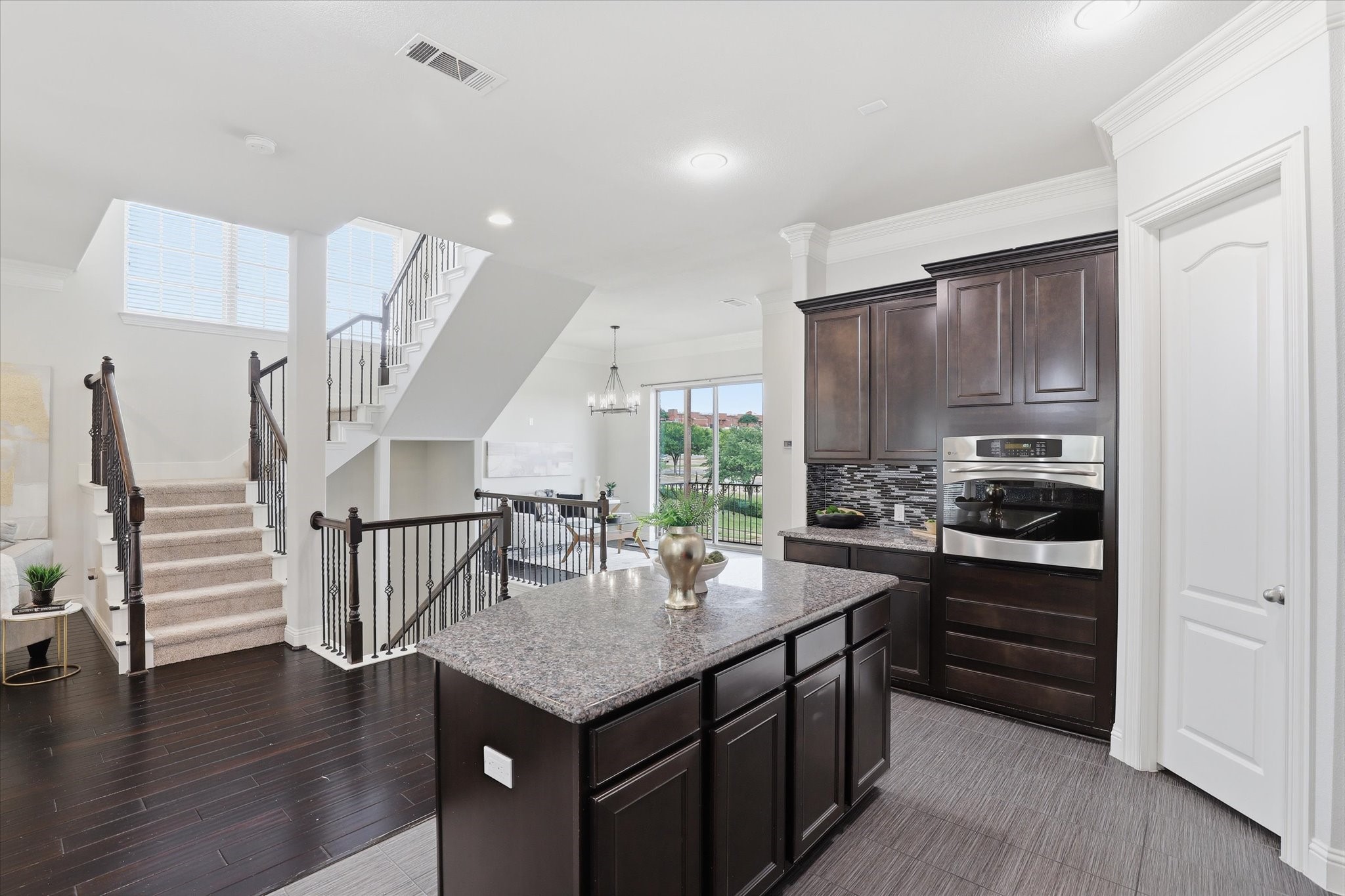 655 Rockingham Drive Irving TX 75063