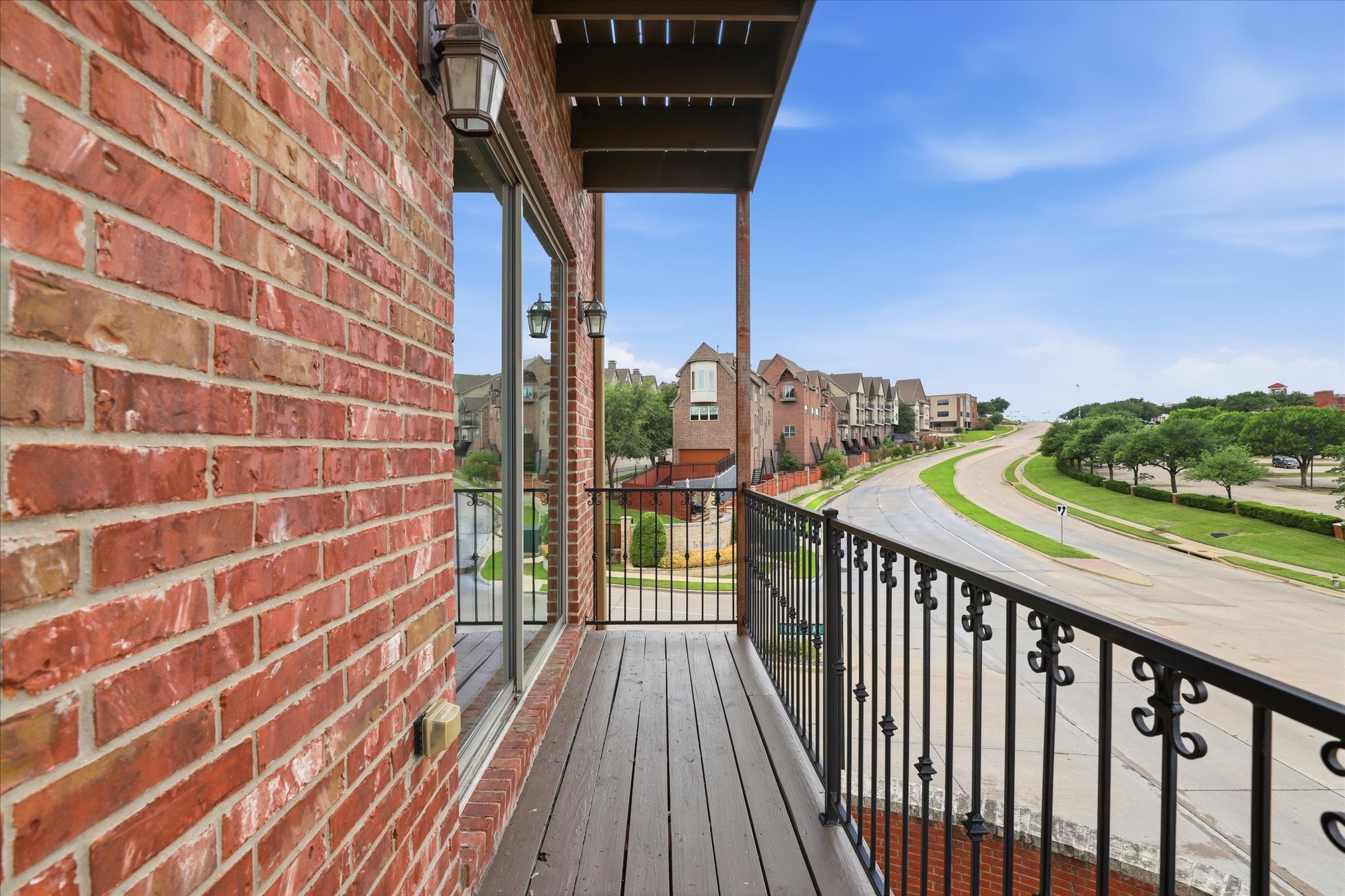 655 Rockingham Drive Irving TX 75063
