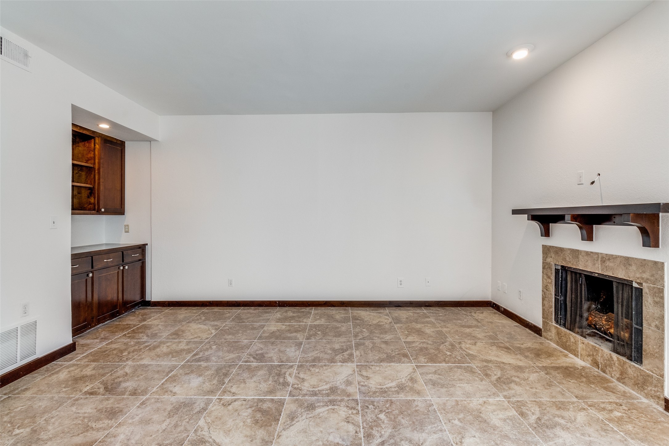 8418 Towneship Lane Dallas TX 75243