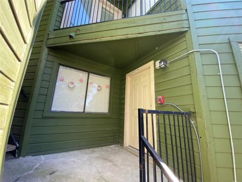 9831 Walnut Street Dallas TX 75243