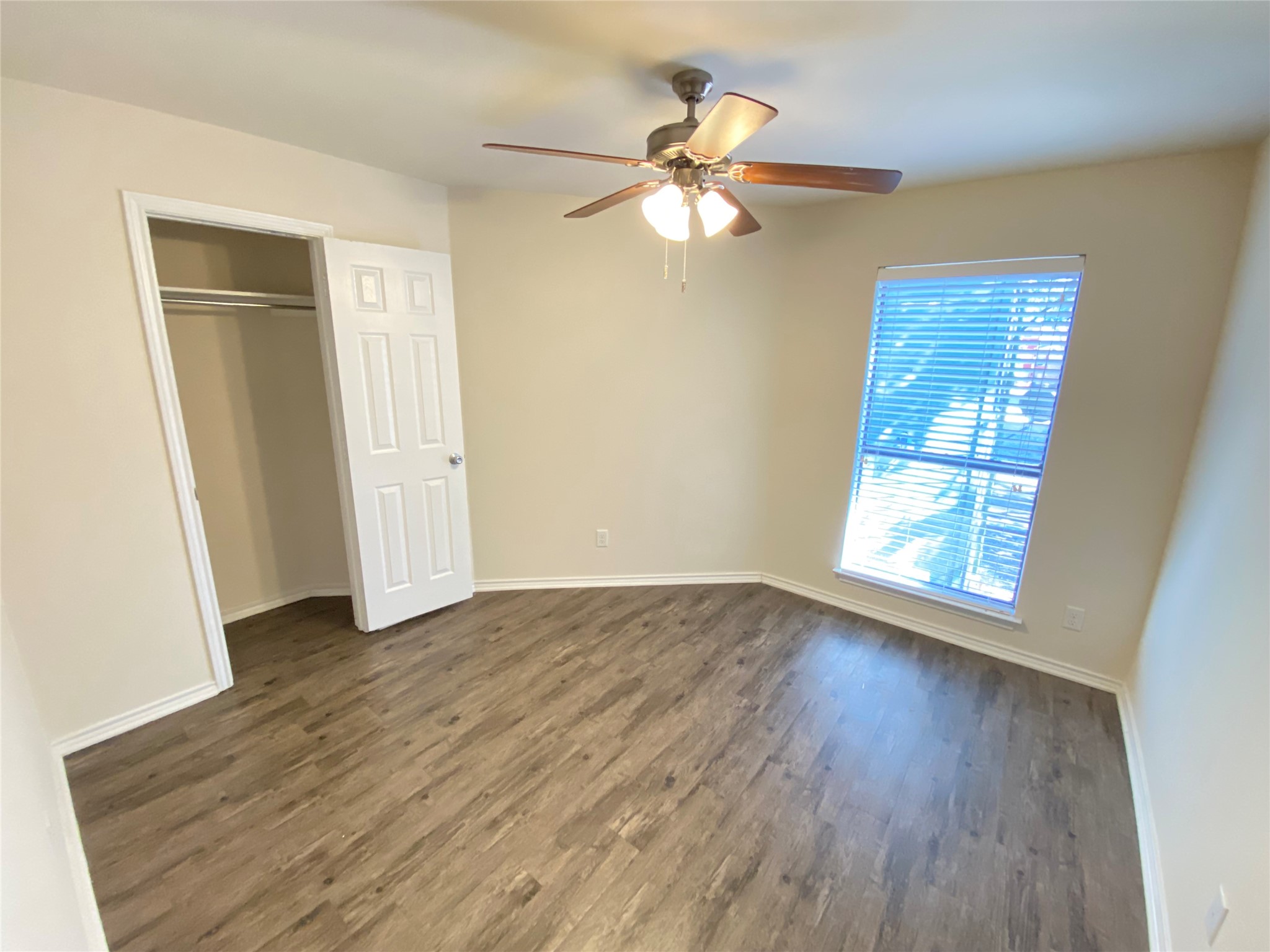 9831 Walnut Street Dallas TX 75243