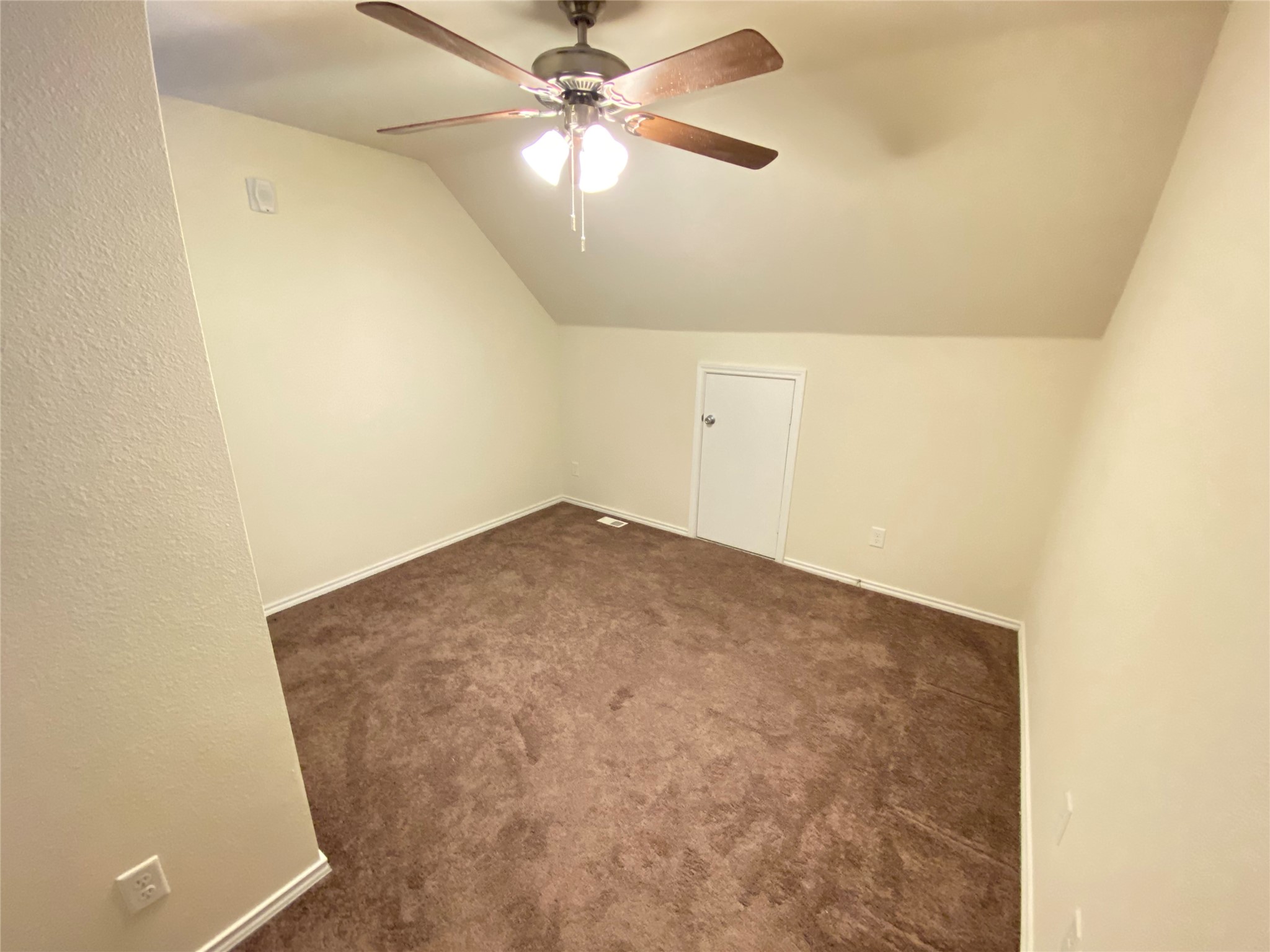 9831 Walnut Street Dallas TX 75243