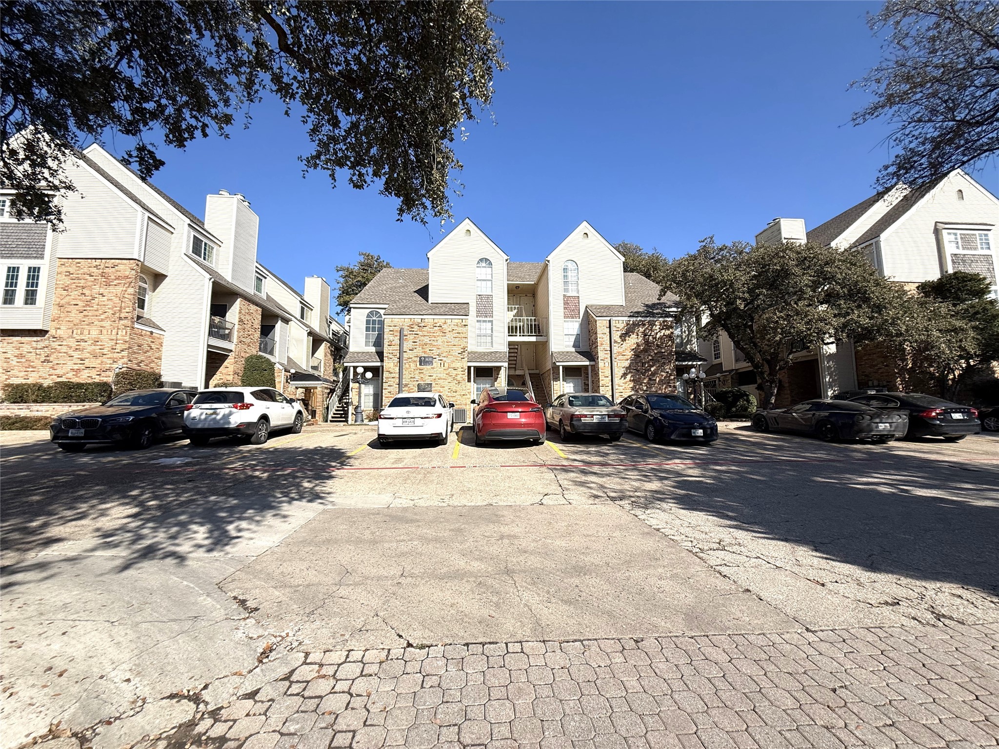 5325 Bent Tree Forest Drive Dallas TX 75248