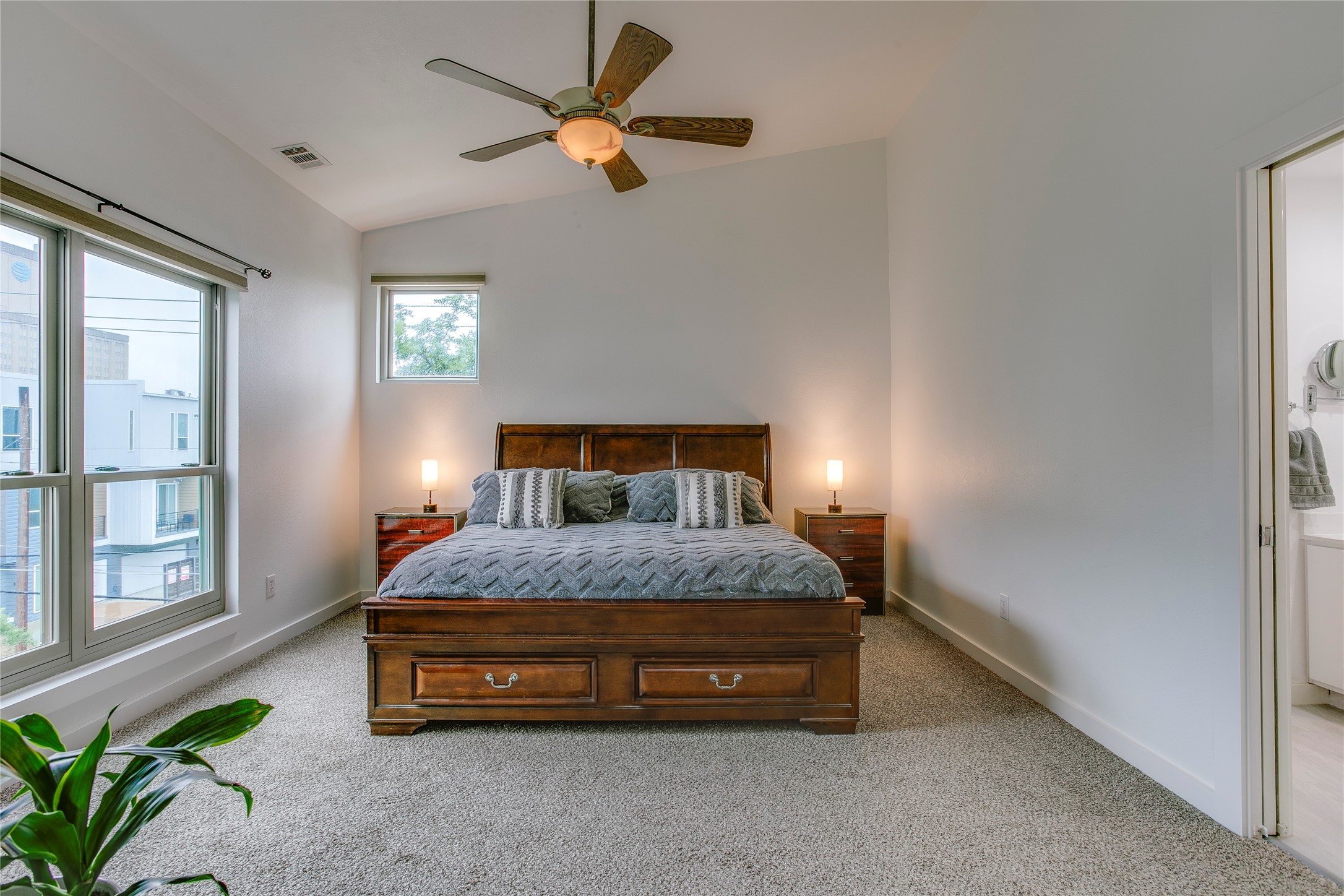 3801 San Jacinto Dallas TX 75204