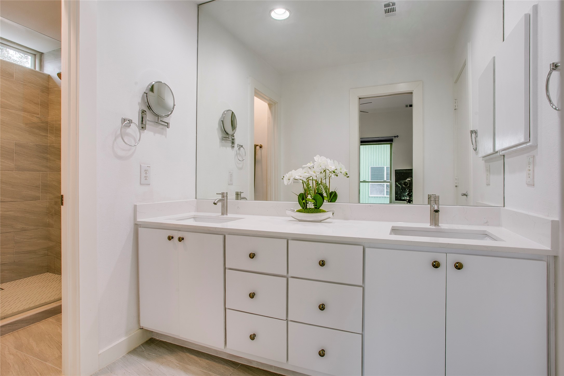 3801 San Jacinto Dallas TX 75204