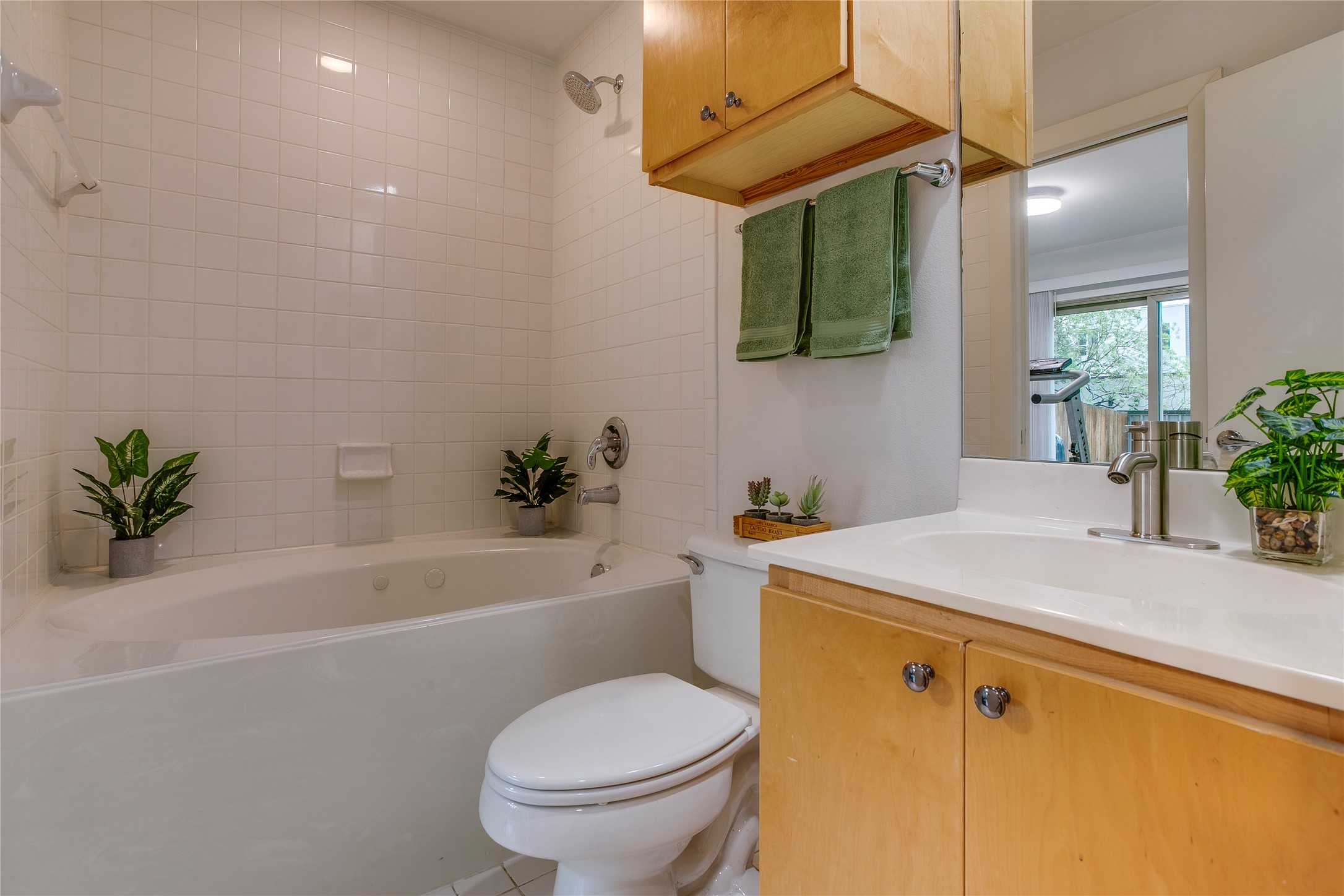 3801 San Jacinto Dallas TX 75204
