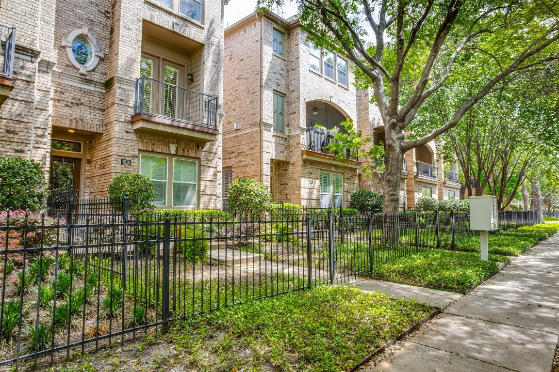 4310 Holland Avenue Dallas TX 75219