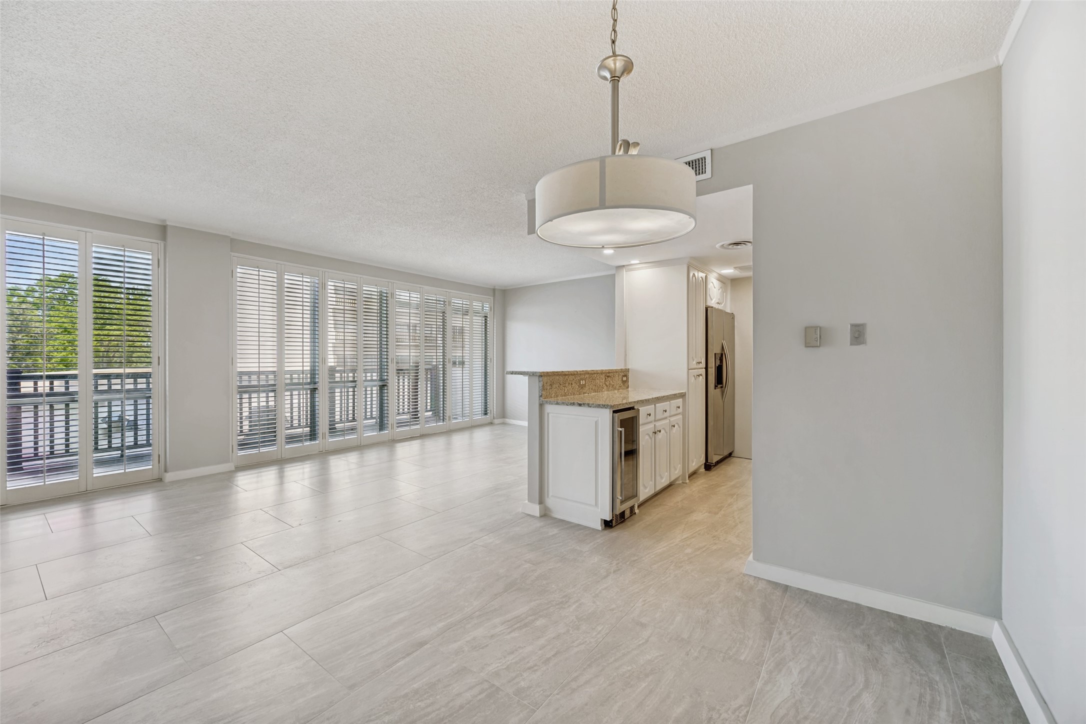 6211 W Northwest Highway Dallas TX 75225