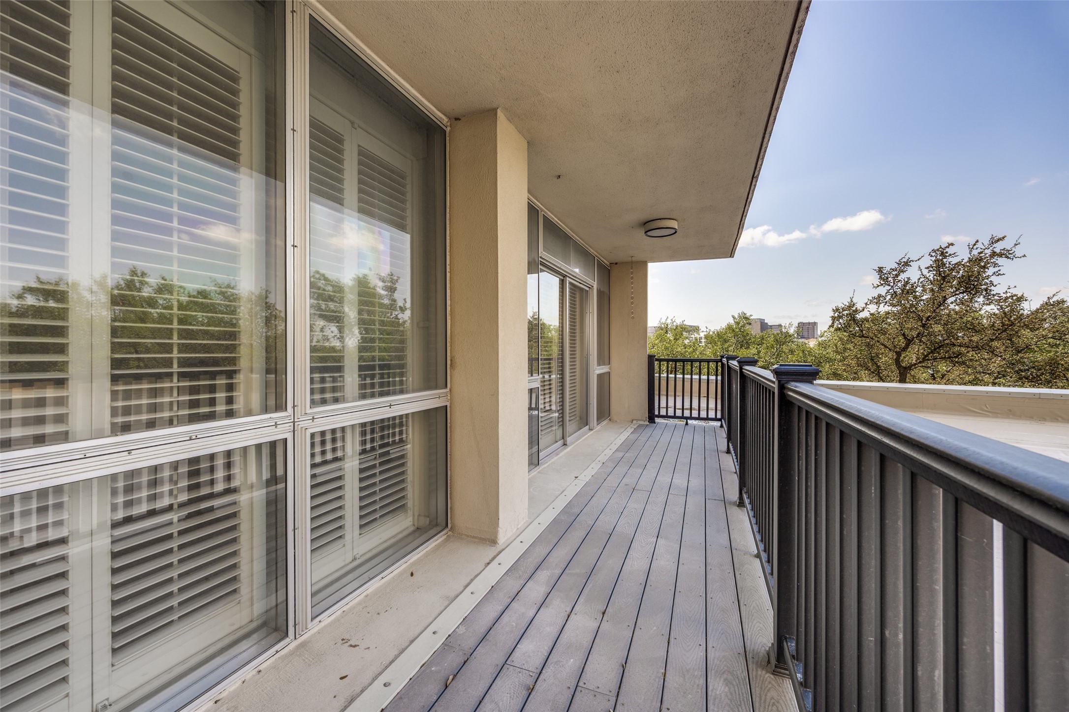 6211 W Northwest Highway Dallas TX 75225