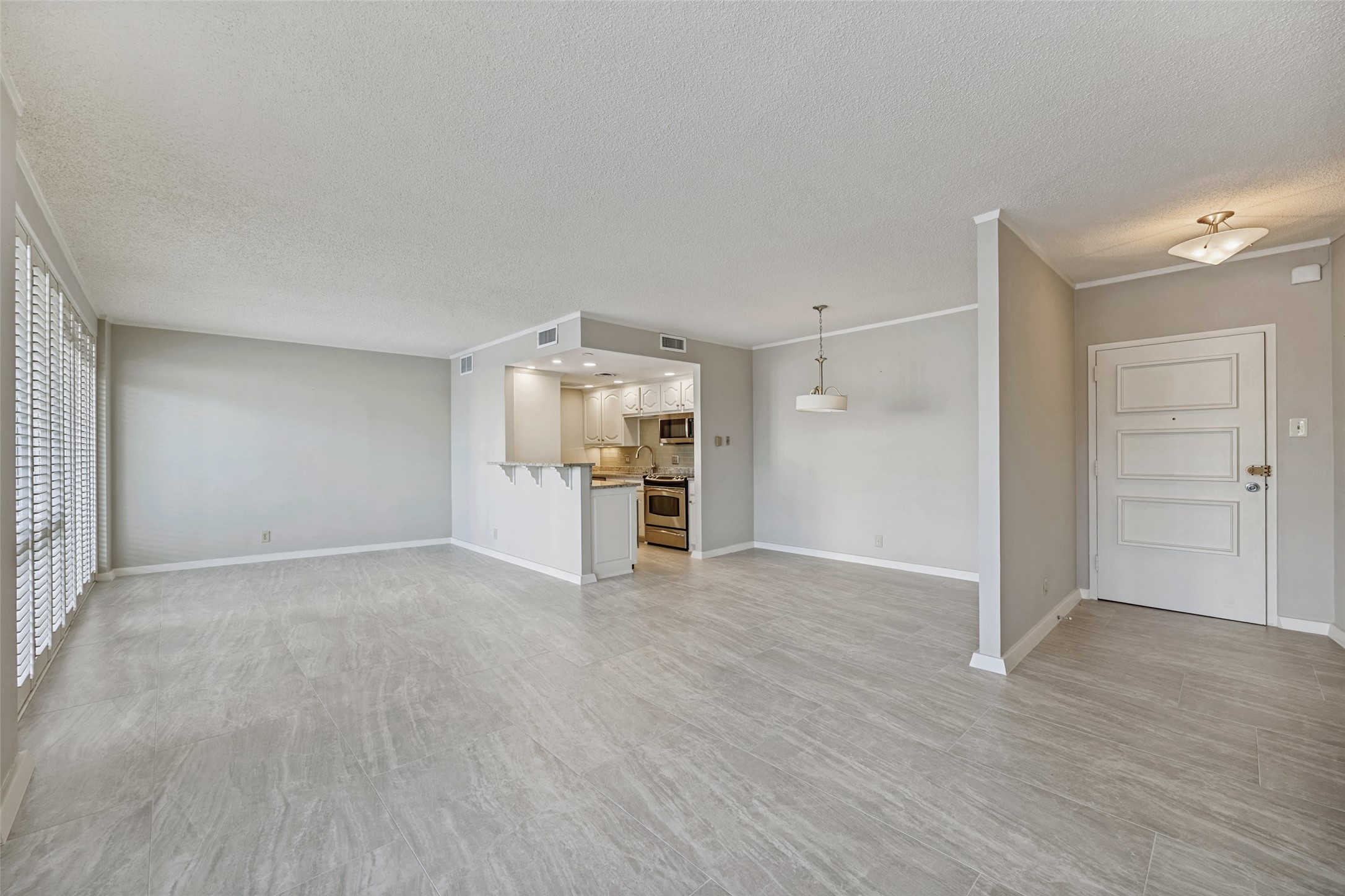 6211 W Northwest Highway Dallas TX 75225