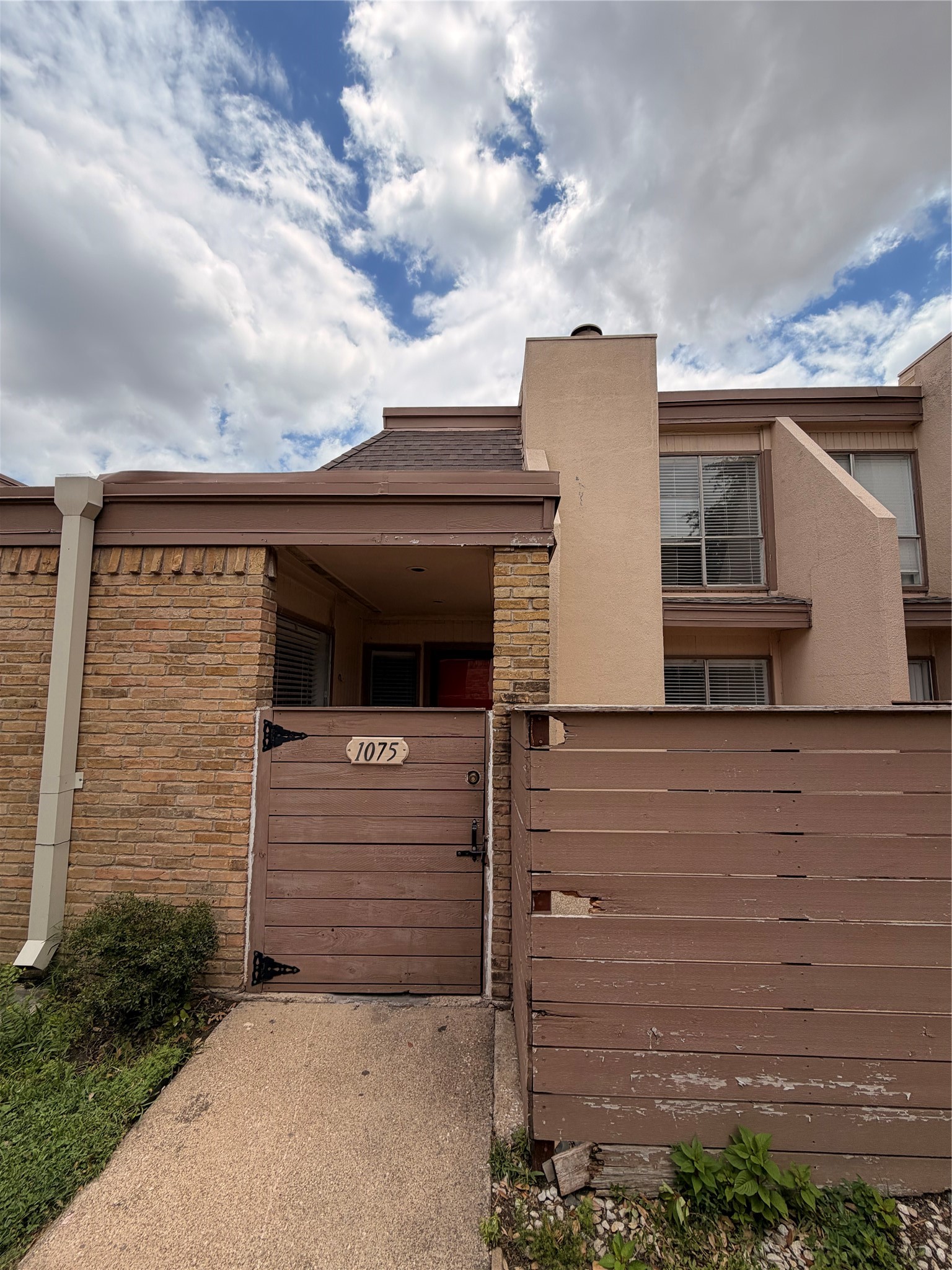 3045 Park Lane Dallas TX 75220