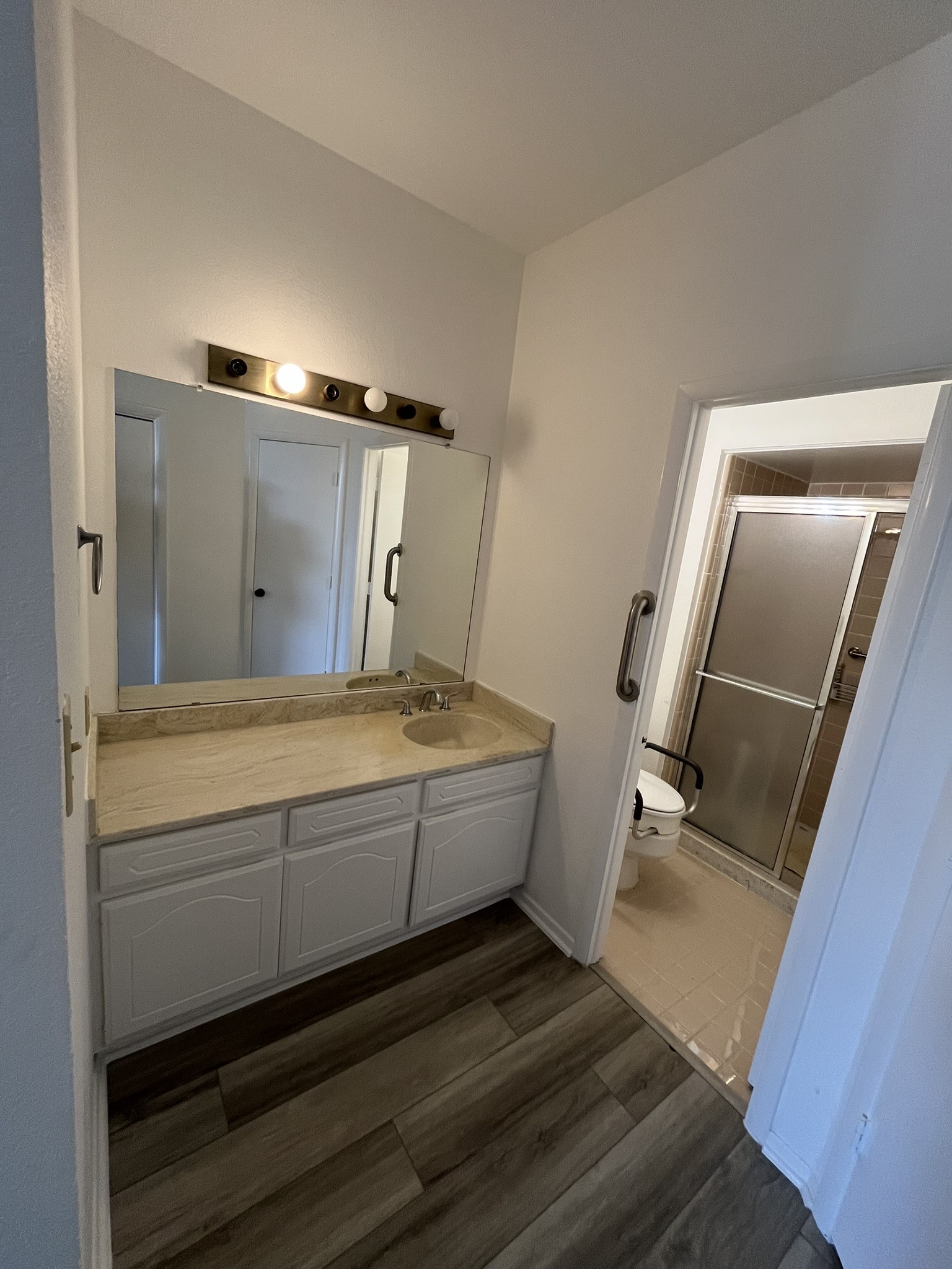5200 Keller Springs Road Dallas TX 75248