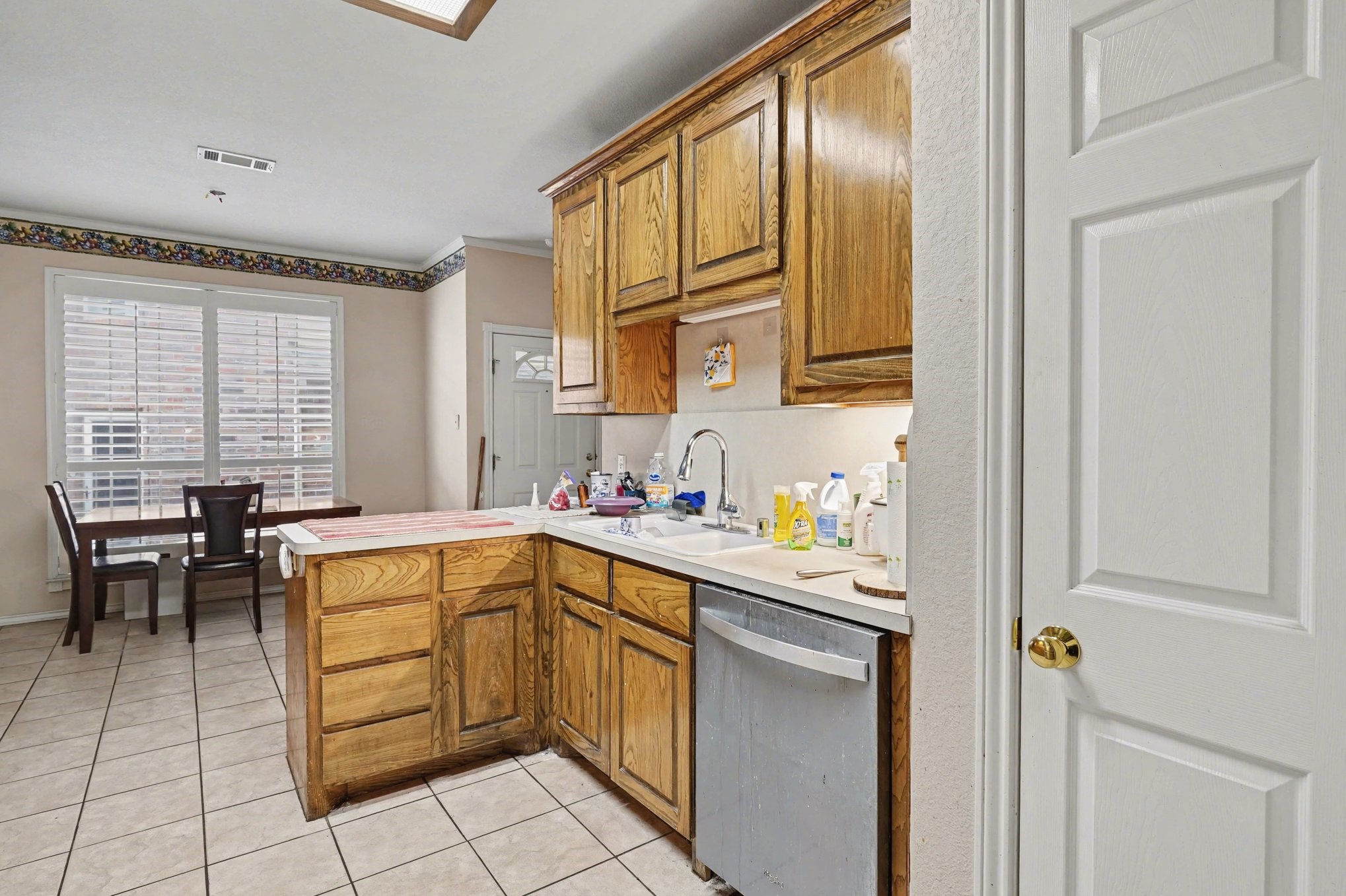 1230 Woodland Park Drive Hurst TX 76053