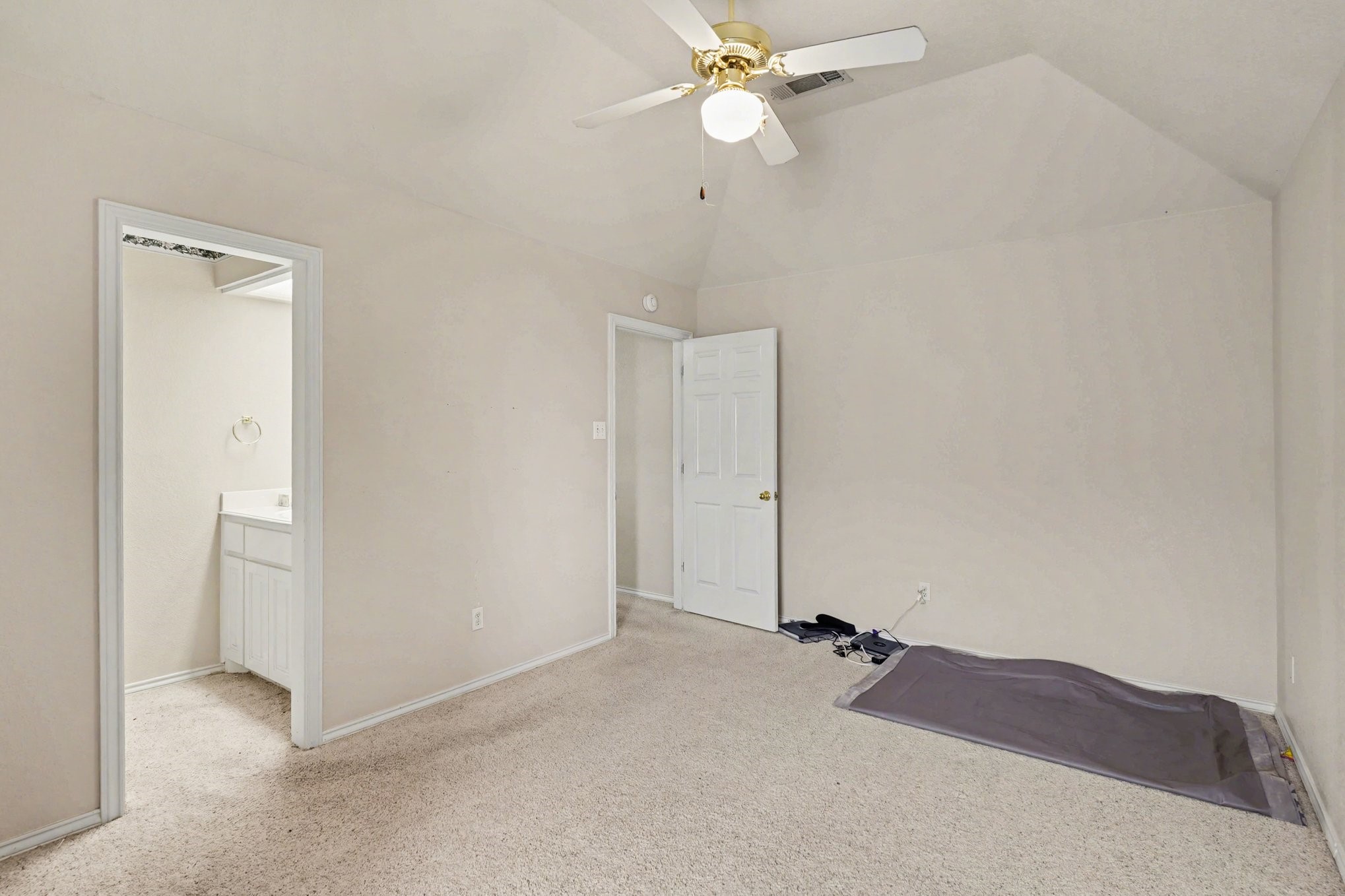 1230 Woodland Park Drive Hurst TX 76053