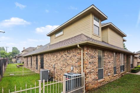 1230 Woodland Park Drive Hurst TX 76053