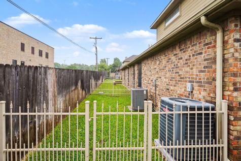 1230 Woodland Park Drive Hurst TX 76053