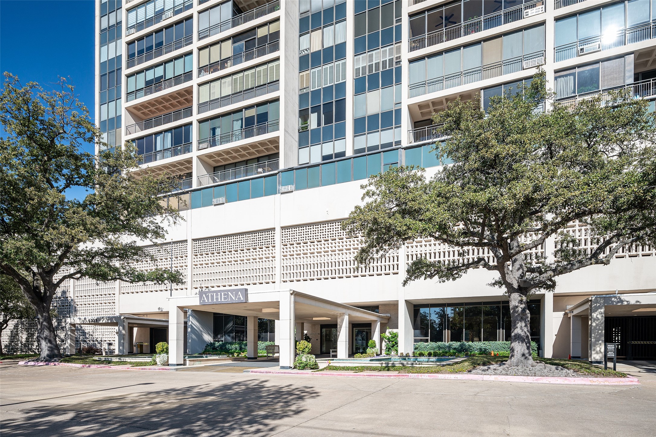 6335 W Northwest Highway Dallas TX 75225